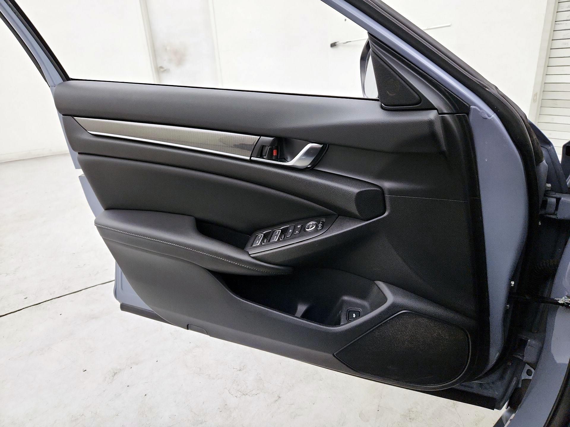 Thumbnail: 2022 Honda Accord - 12