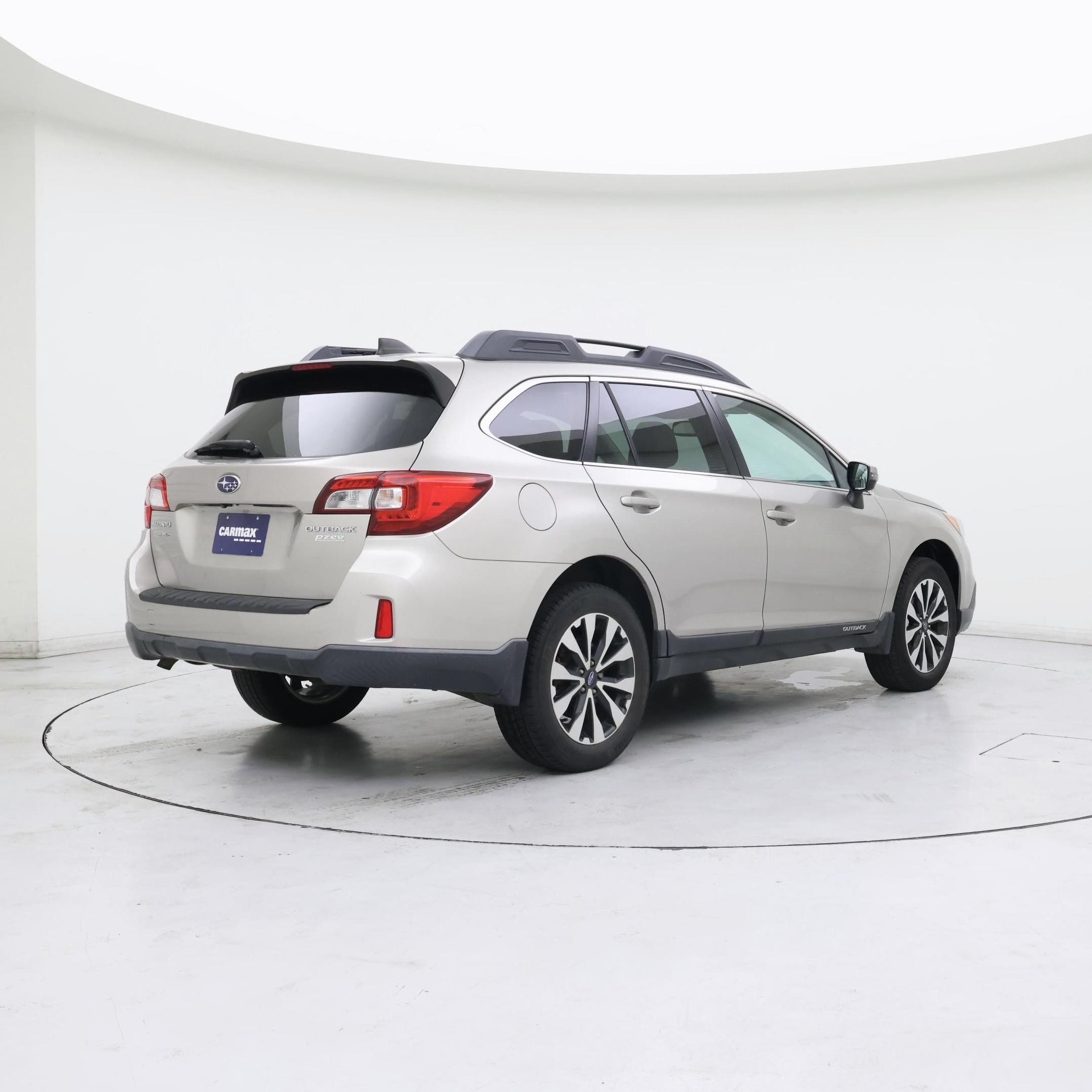 Thumbnail: 2017 Subaru Outback - 8