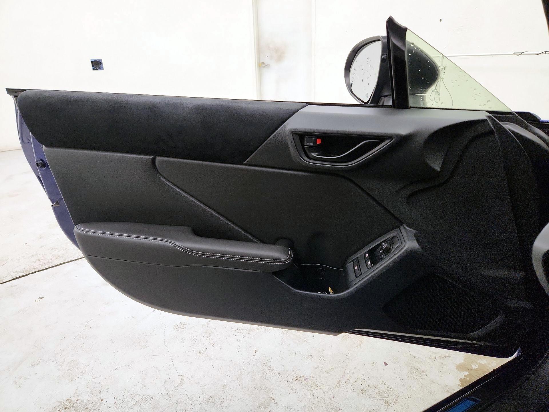 Thumbnail: 2023 Toyota GR86 - 12