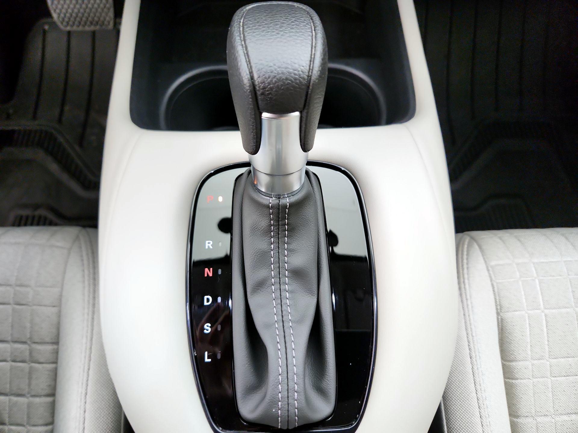 Thumbnail: 2025 Honda HR-V - 17