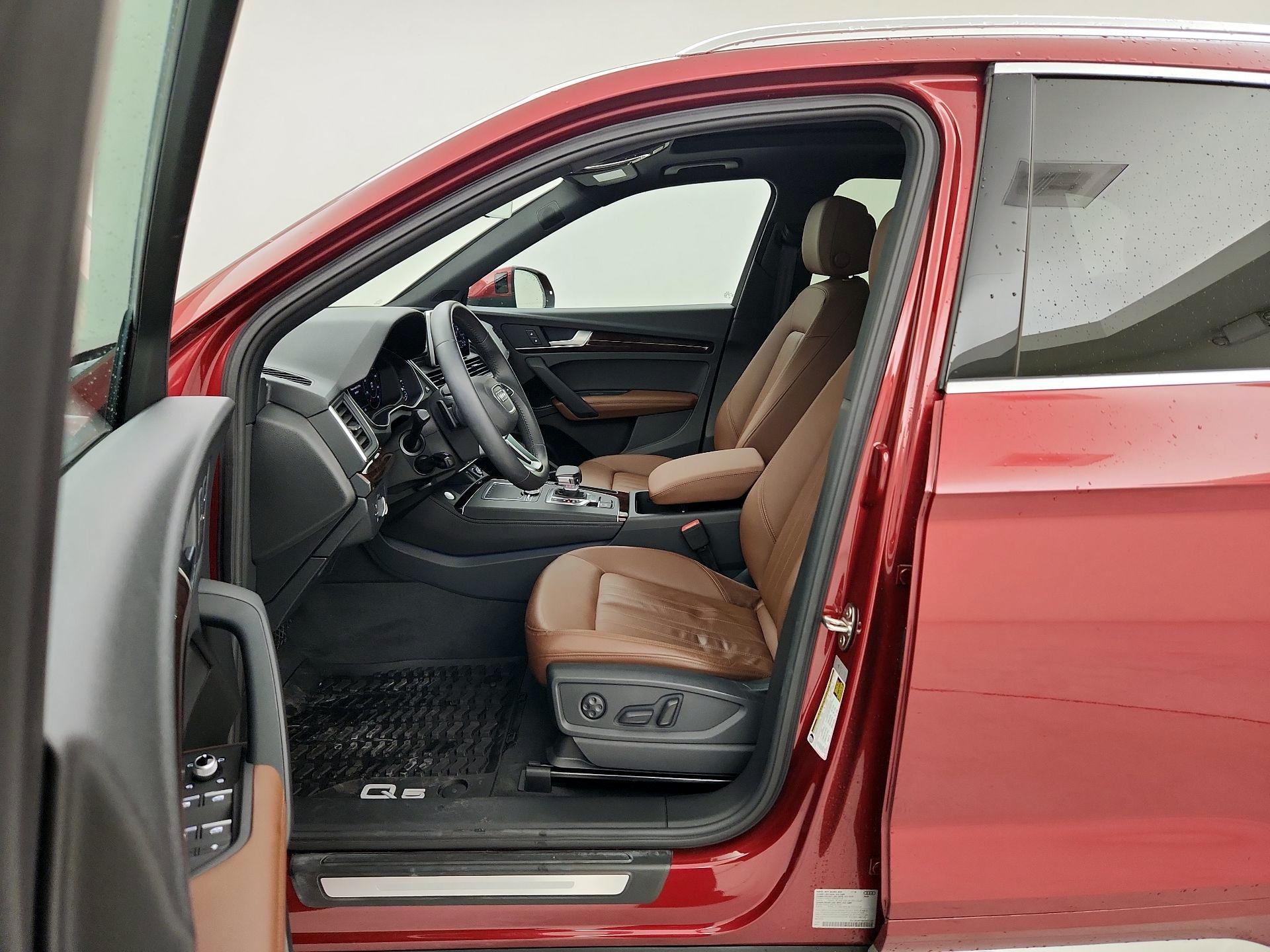 Thumbnail: 2019 Audi Q5 - 11