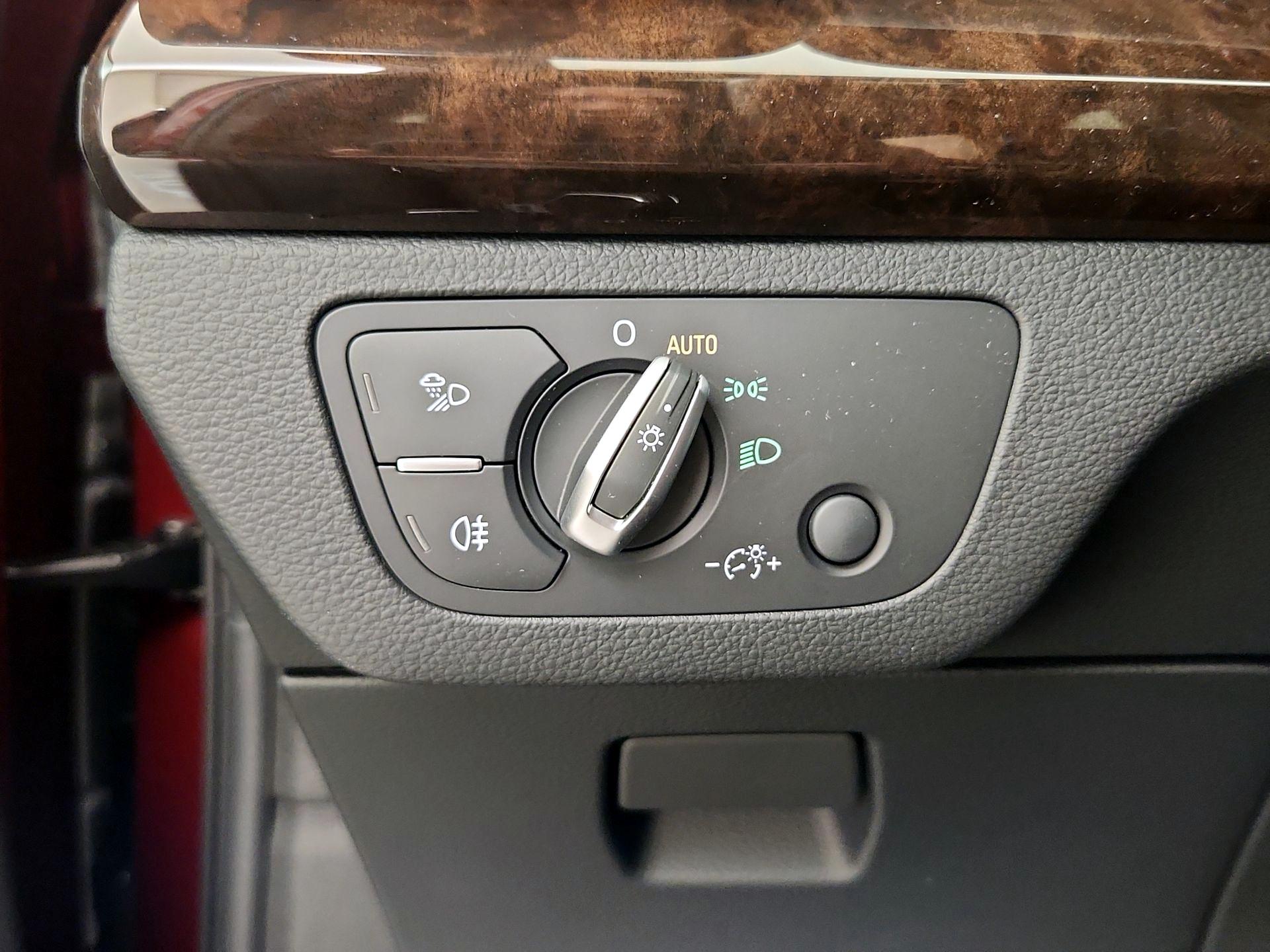 Thumbnail: 2019 Audi Q5 - 13