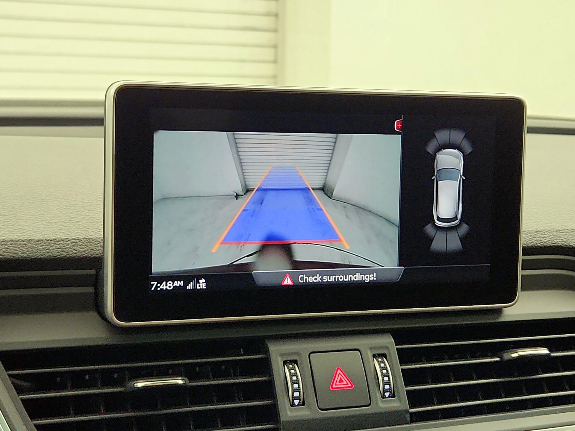 Thumbnail: 2019 Audi Q5 - 15