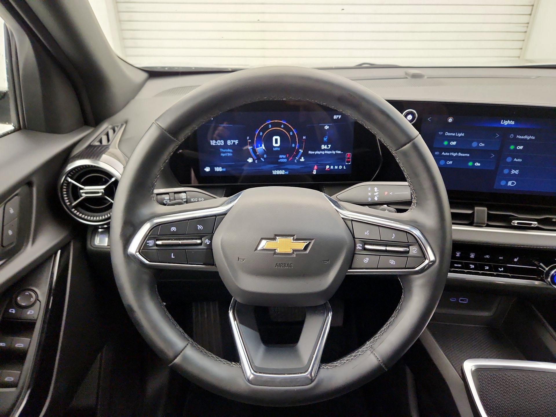 Thumbnail: 2025 Chevrolet Equinox - 10