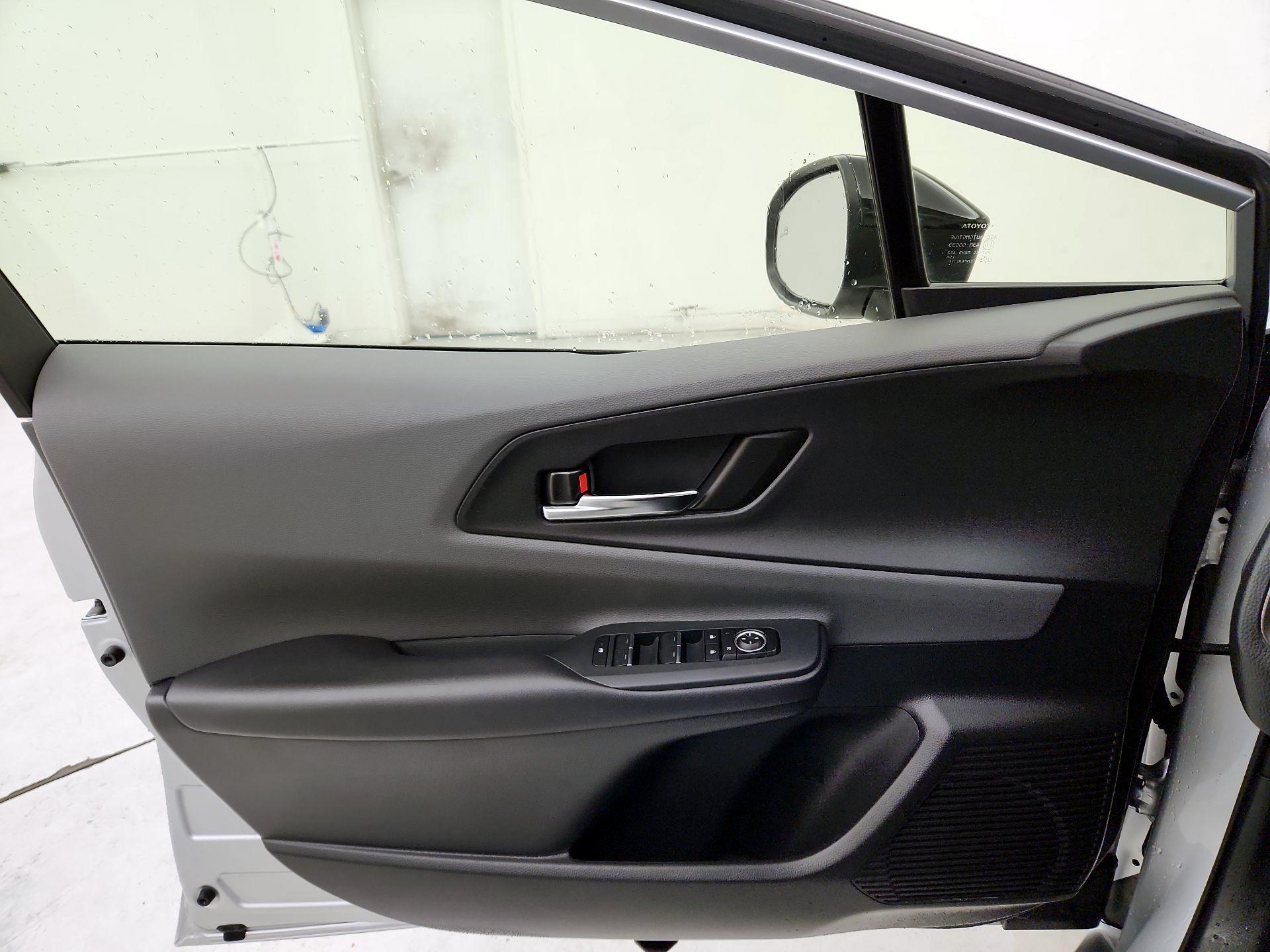 Thumbnail: 2023 Toyota Prius - 12