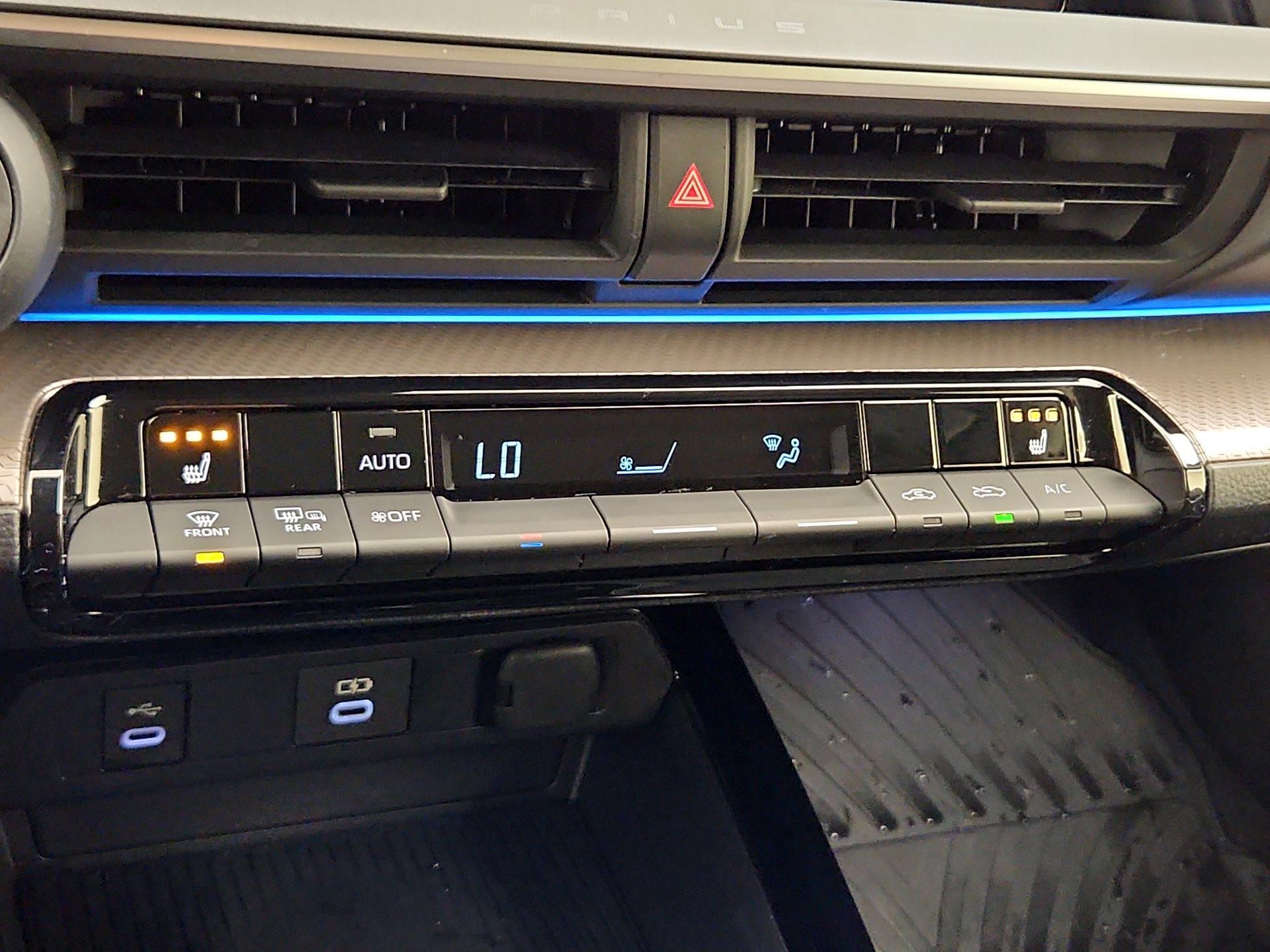 Thumbnail: 2023 Toyota Prius - 16