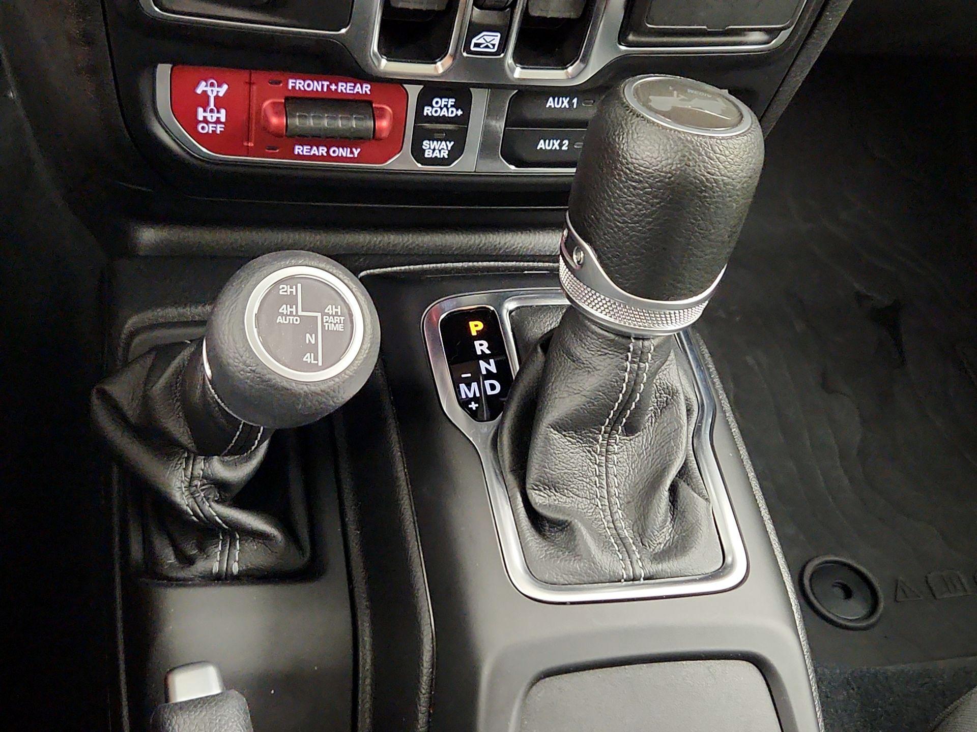 Thumbnail: 2024 Jeep Wrangler - 18