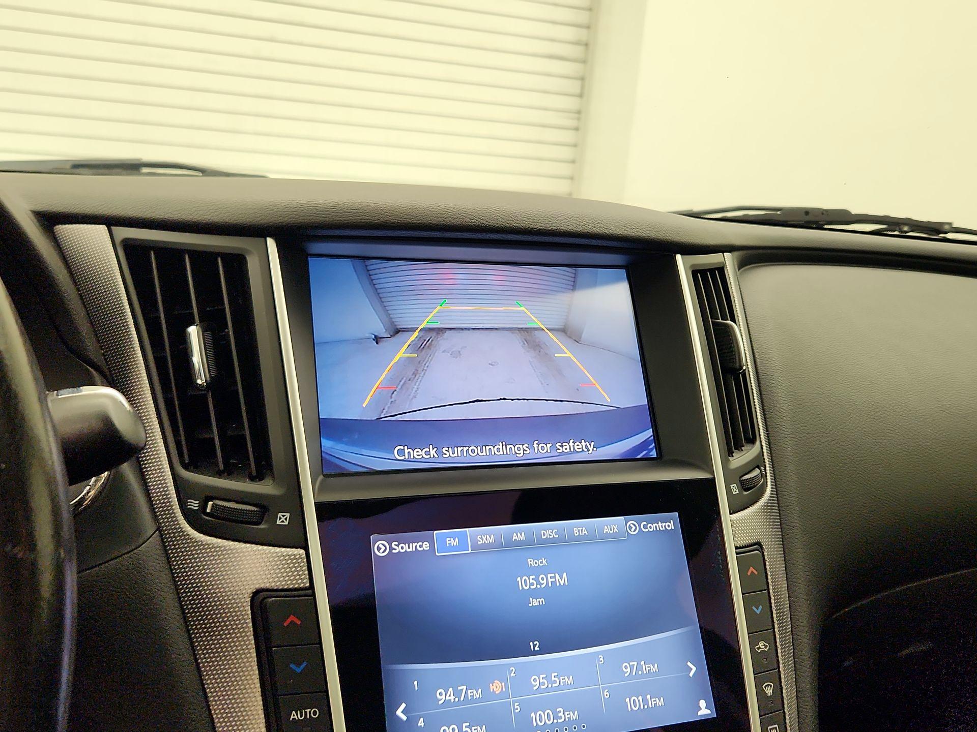 Thumbnail: 2015 INFINITI Q50 - 15