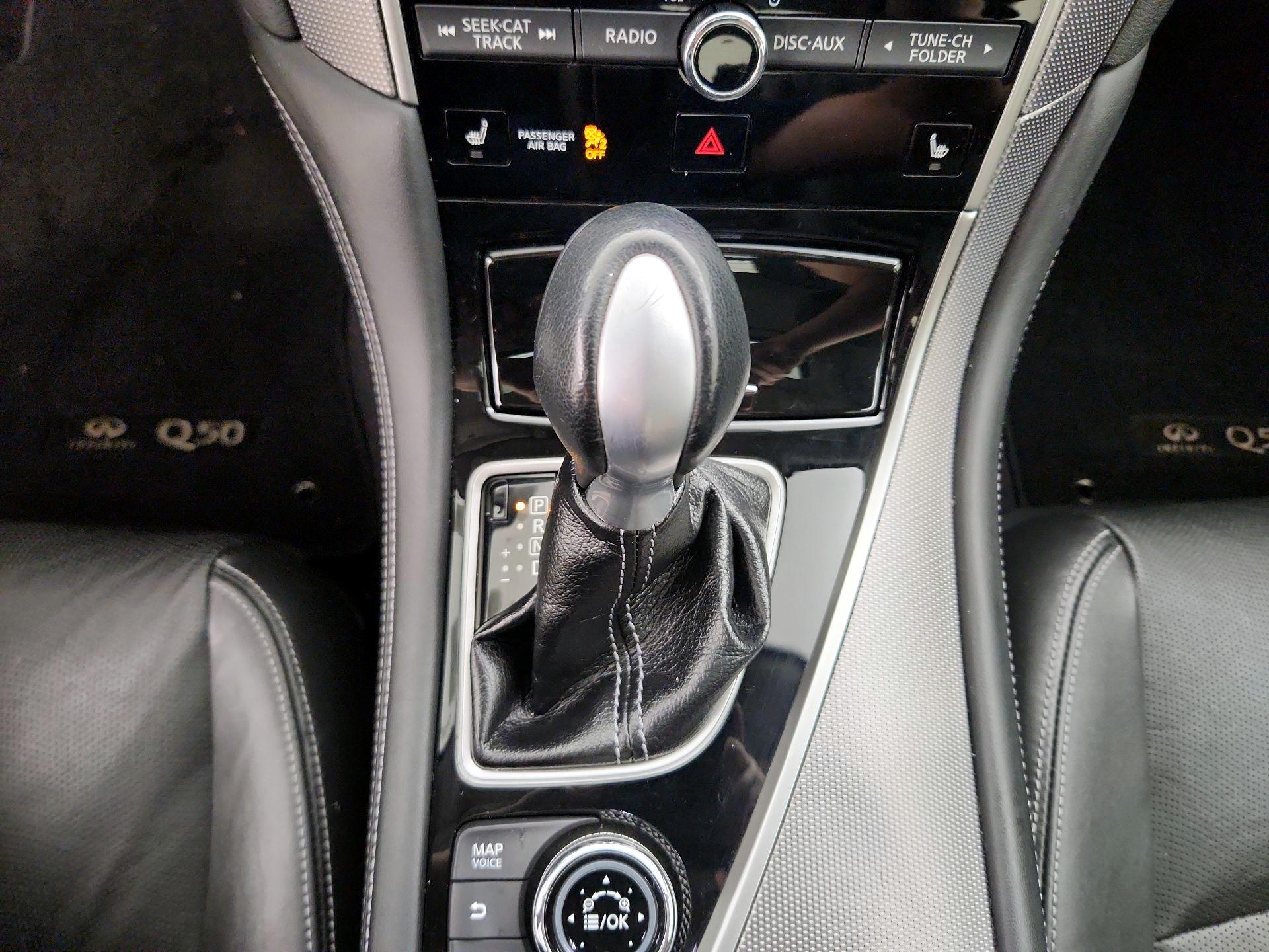 Thumbnail: 2015 INFINITI Q50 - 18