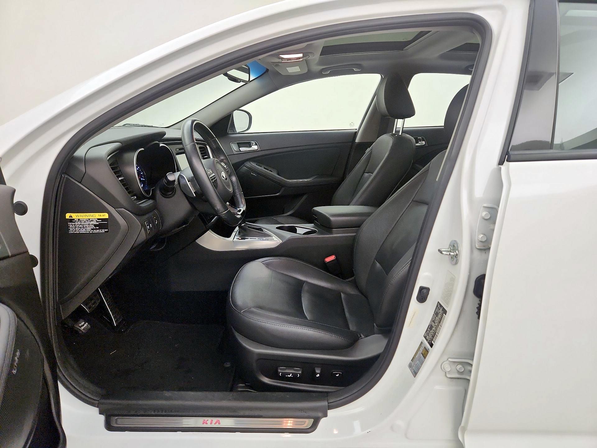 Thumbnail: 2015 Kia Optima - 11