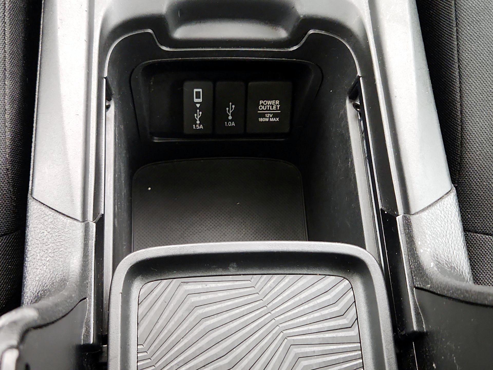 Thumbnail: 2017 Honda CR-V - 18