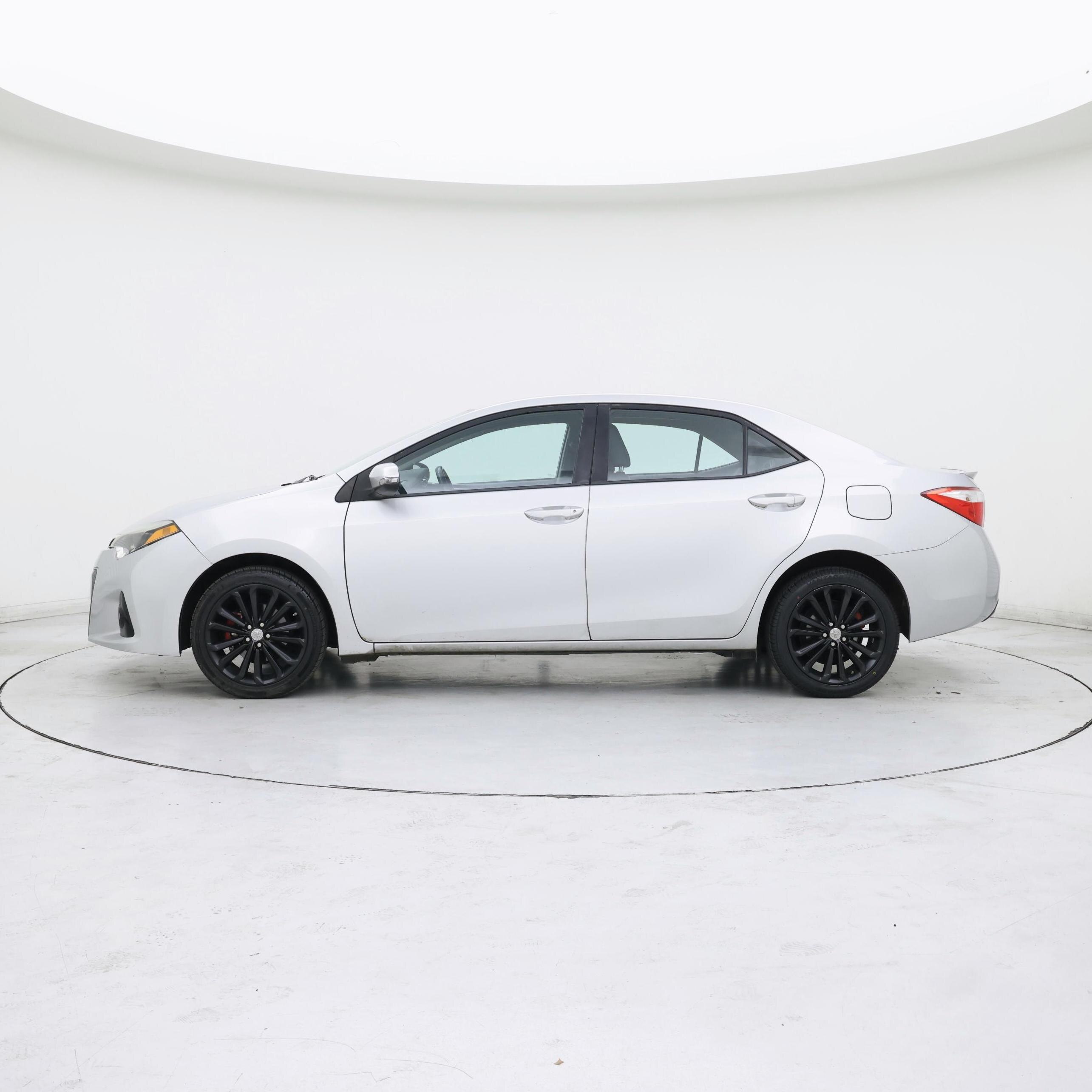 Thumbnail: 2014 Toyota Corolla - 3