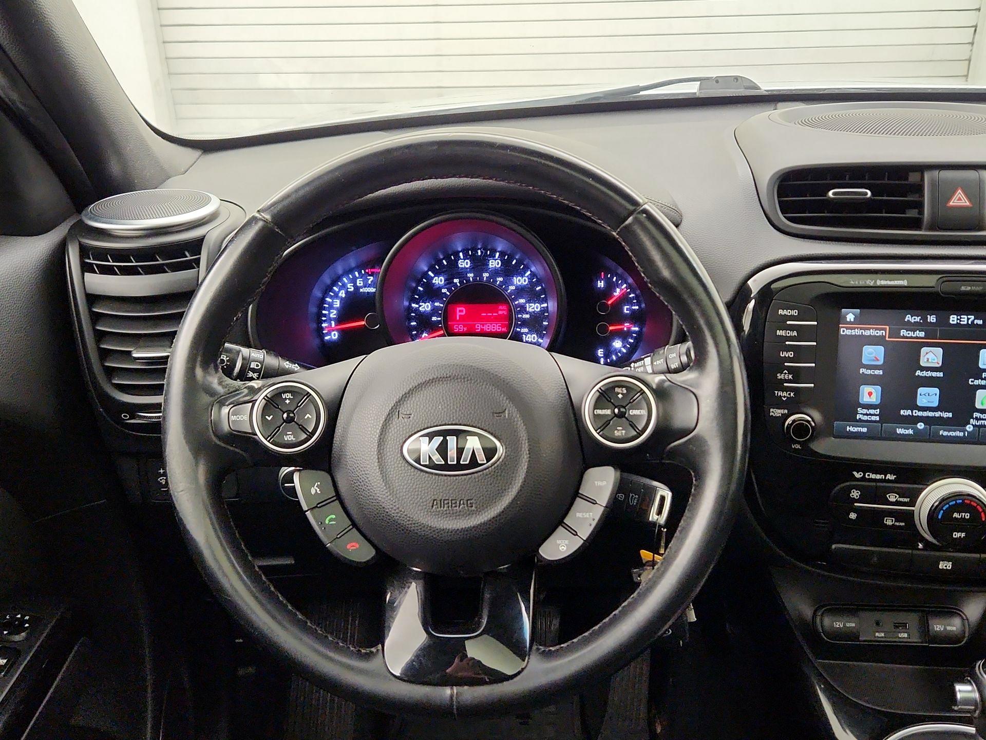 Thumbnail: 2015 Kia Soul - 10