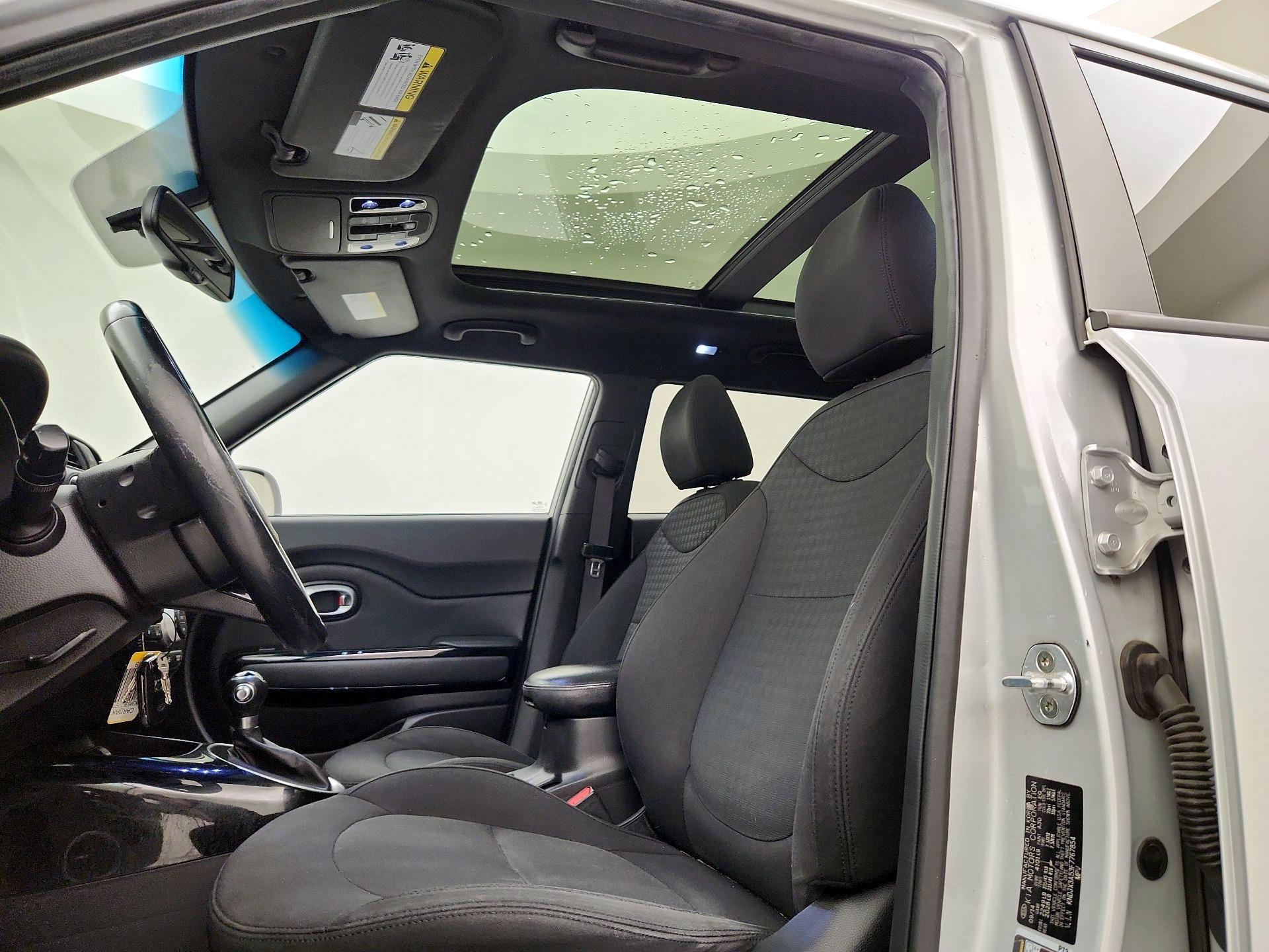 Thumbnail: 2015 Kia Soul - 20
