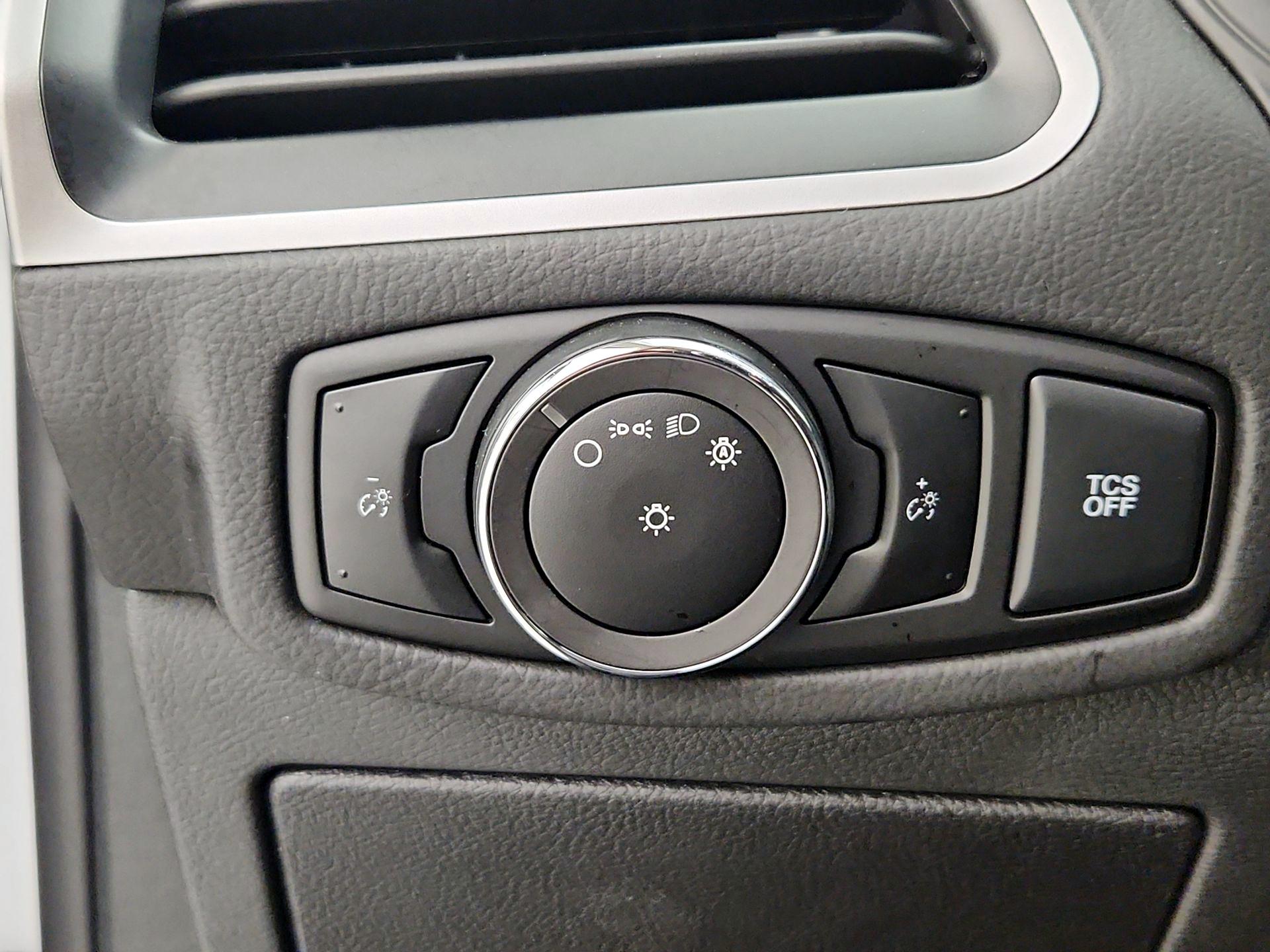 Thumbnail: 2023 Ford Edge - 13