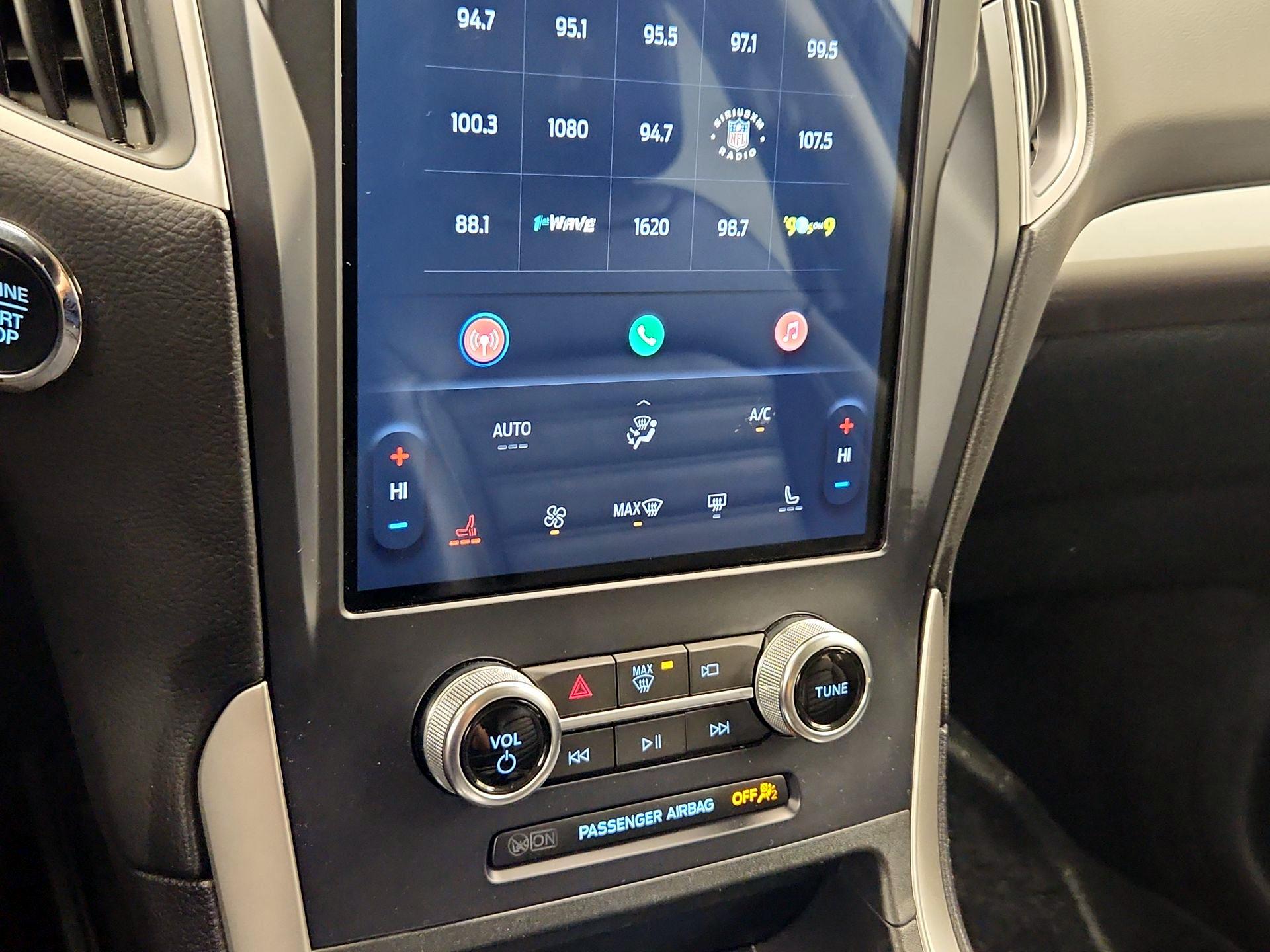 Thumbnail: 2023 Ford Edge - 16