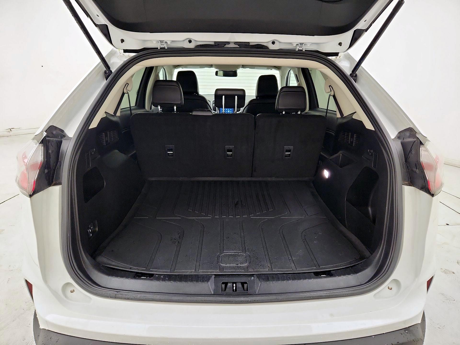 Thumbnail: 2023 Ford Edge - 20