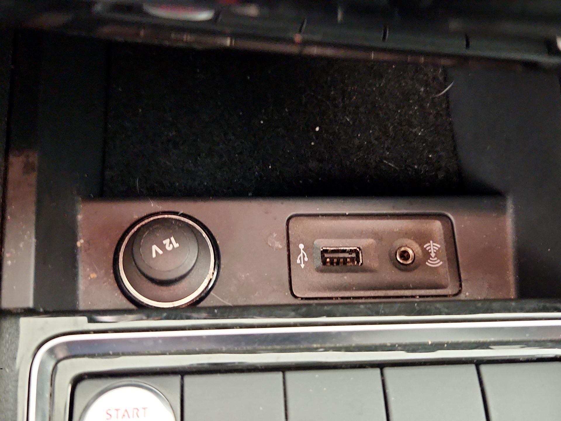 Thumbnail: 2016 Volkswagen Jetta - 19