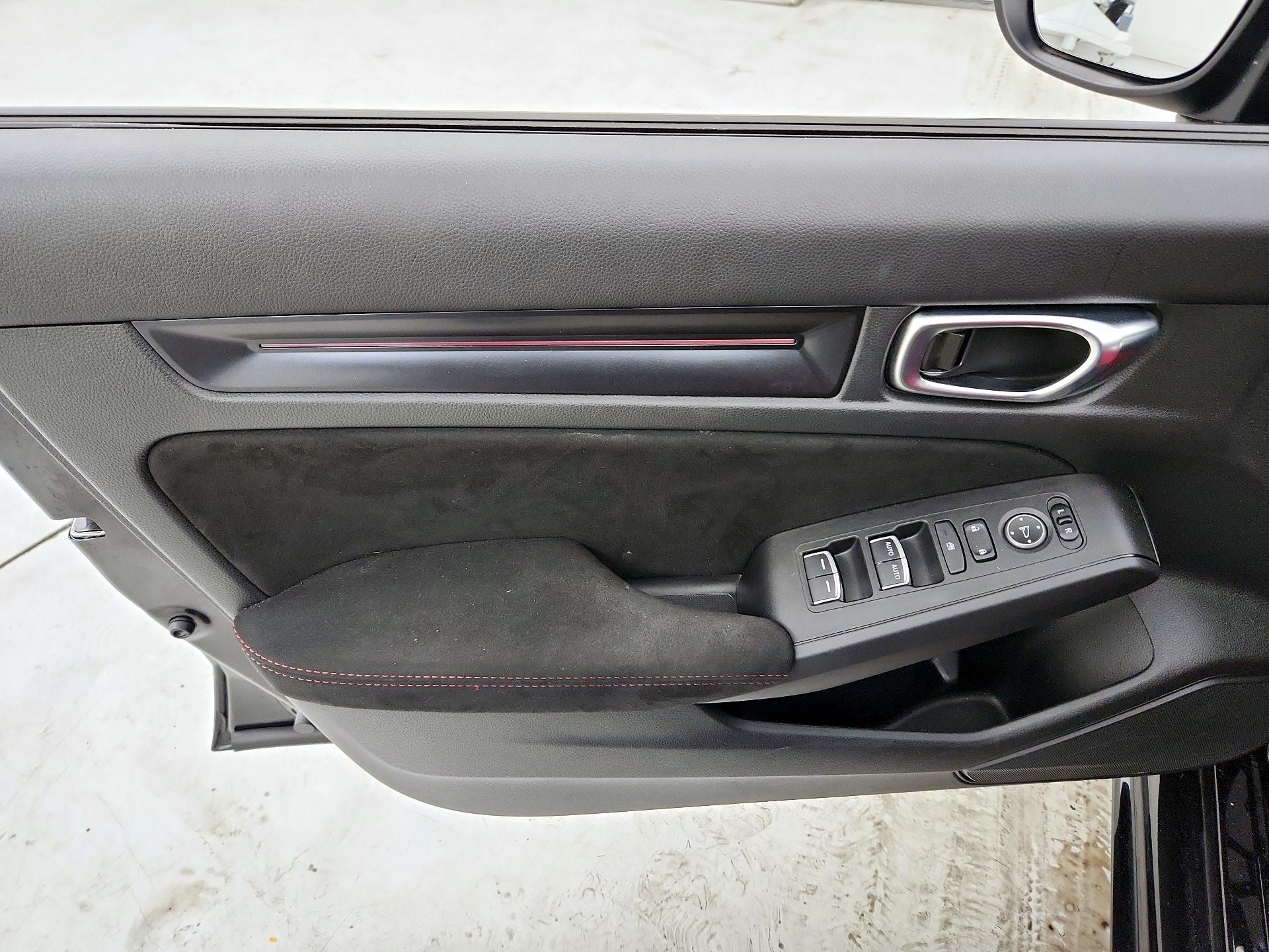 Thumbnail: 2023 Honda Civic - 12