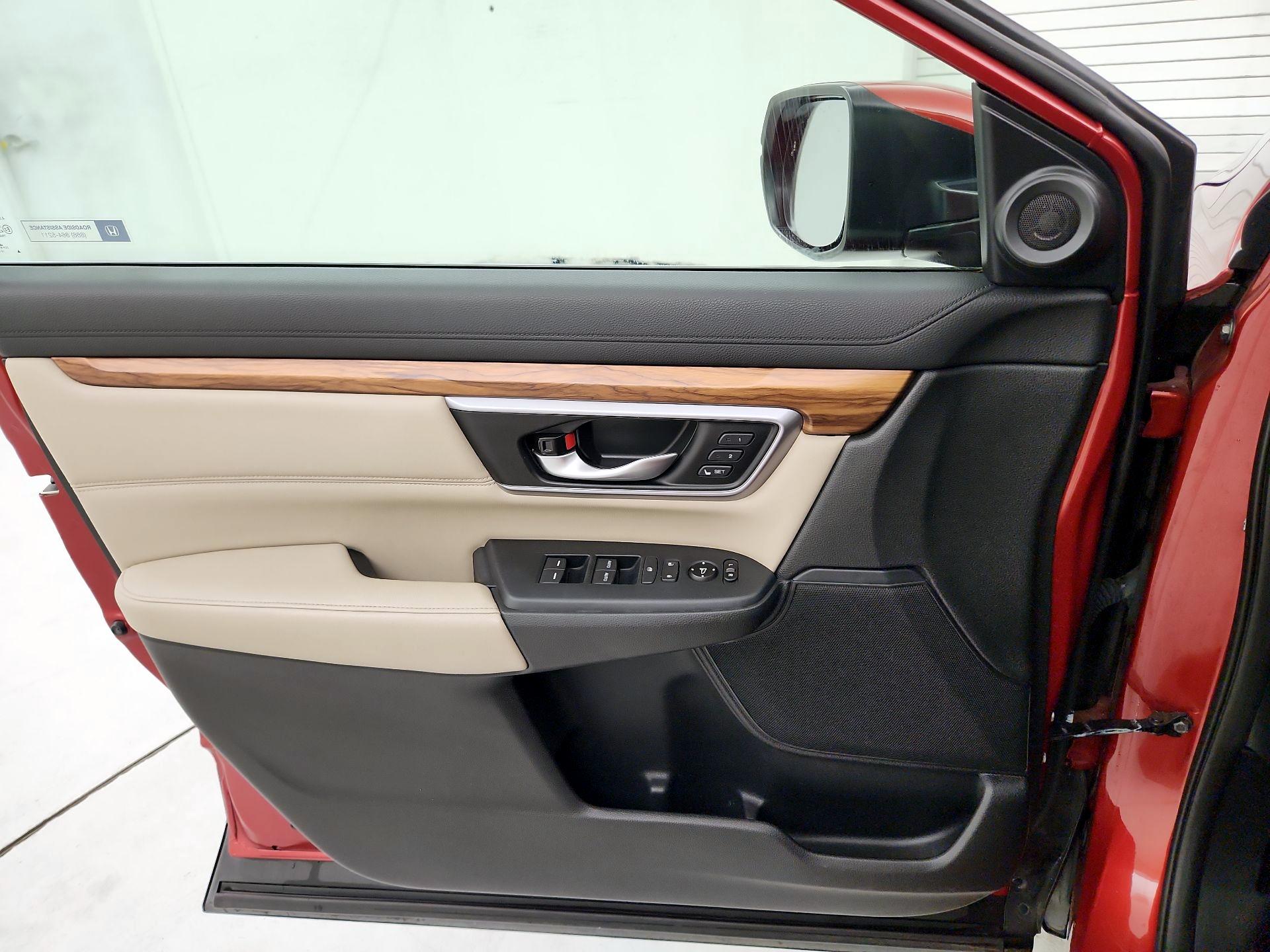 Thumbnail: 2017 Honda CR-V - 12