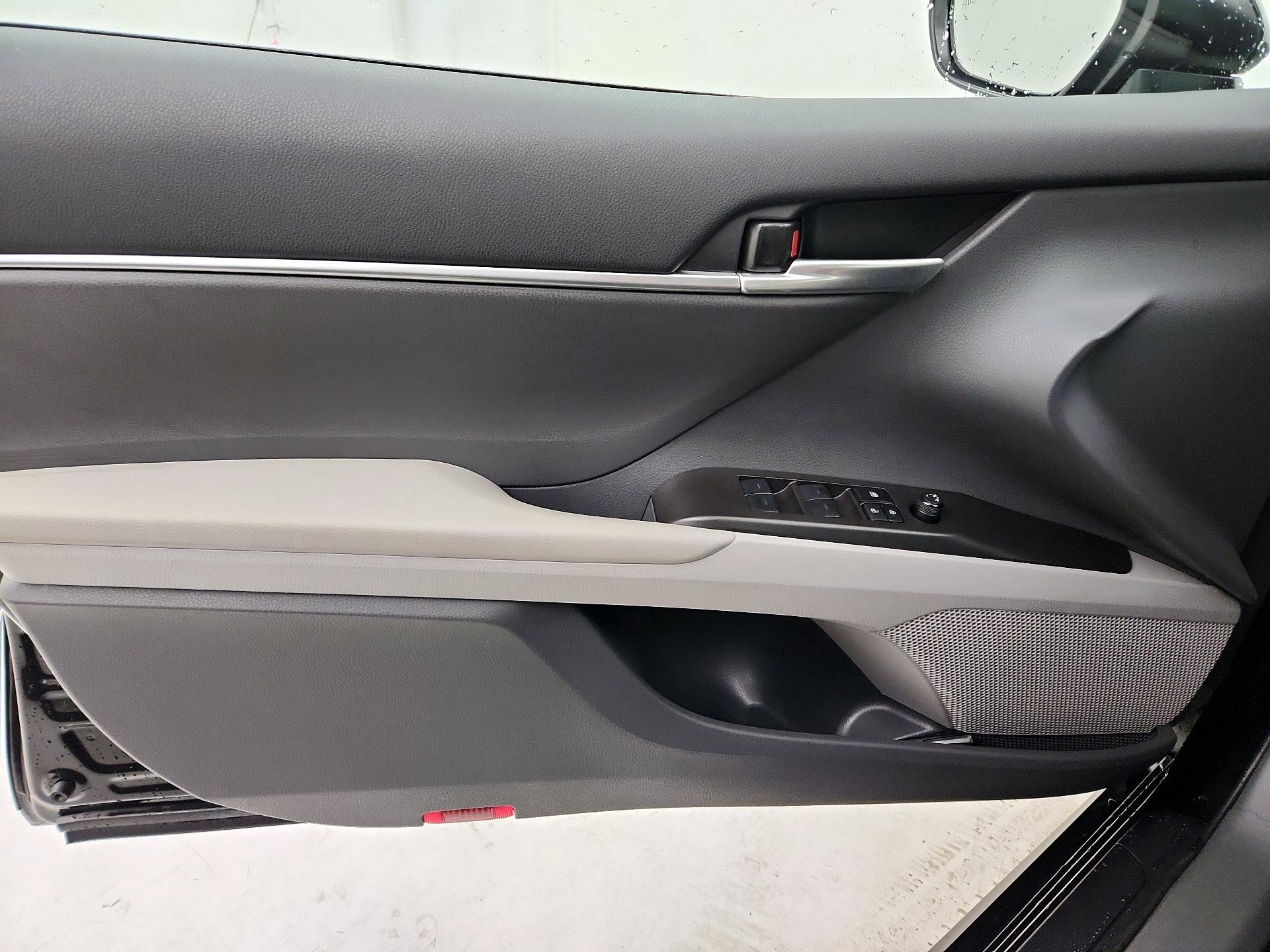 Thumbnail: 2024 Toyota Camry - 12