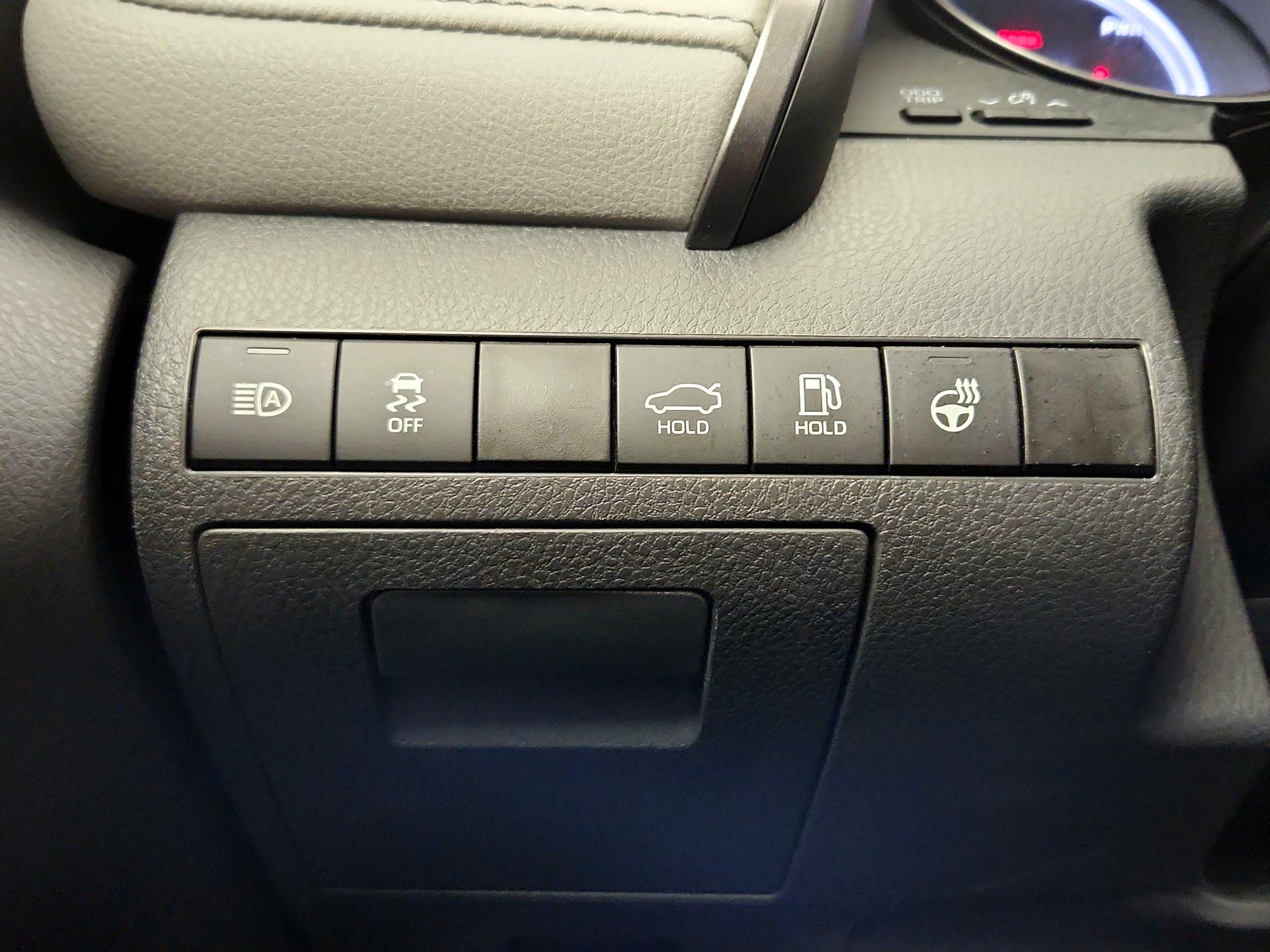 Thumbnail: 2024 Toyota Camry - 13