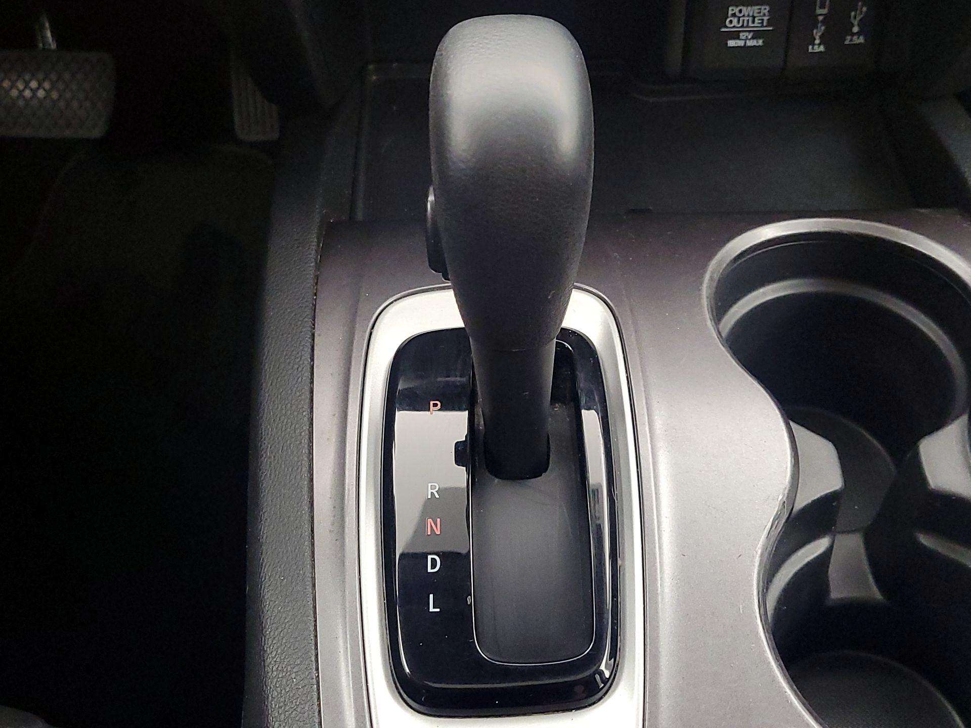 Thumbnail: 2018 Honda Pilot - 18