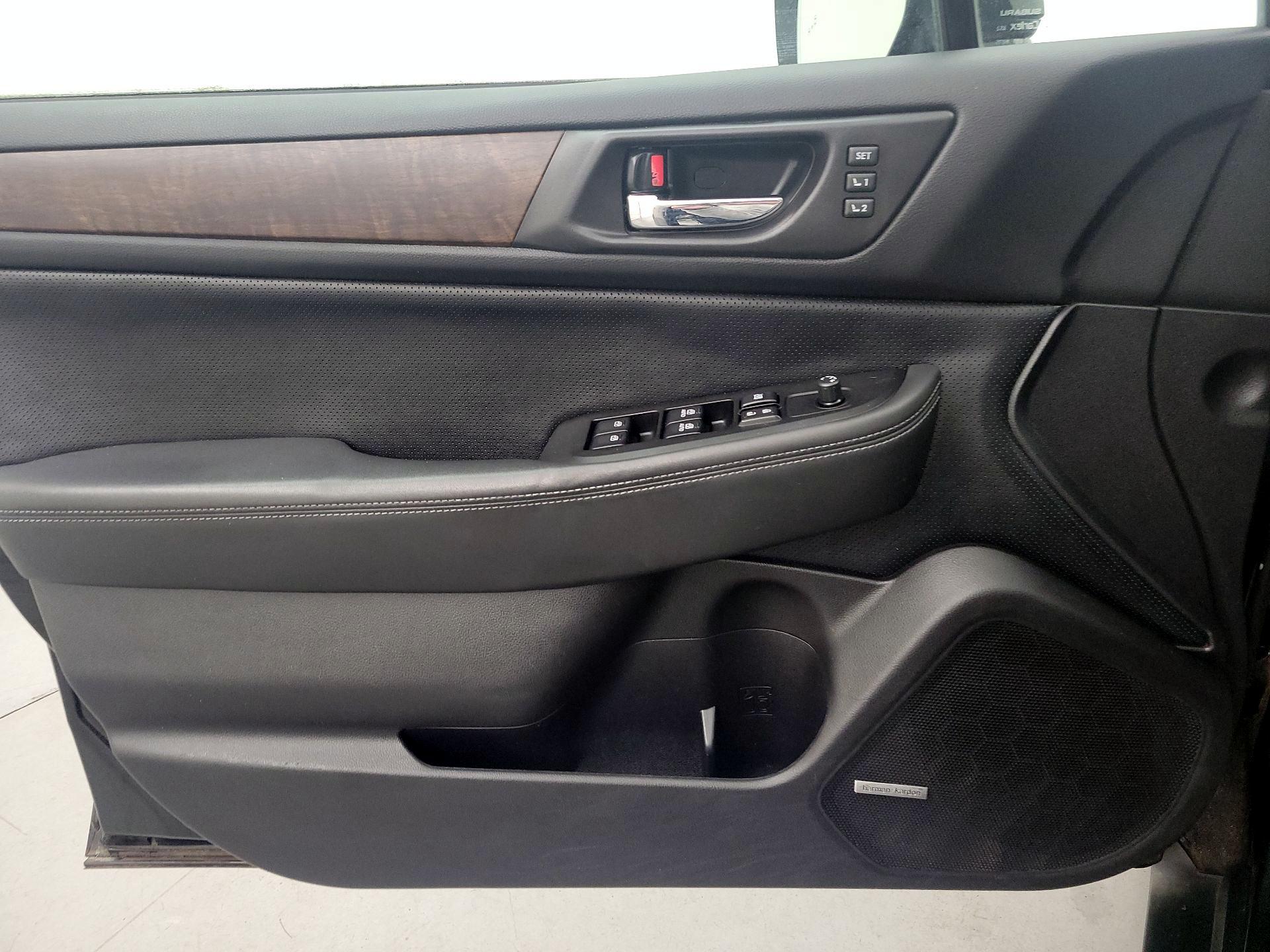 Thumbnail: 2016 Subaru Outback - 12