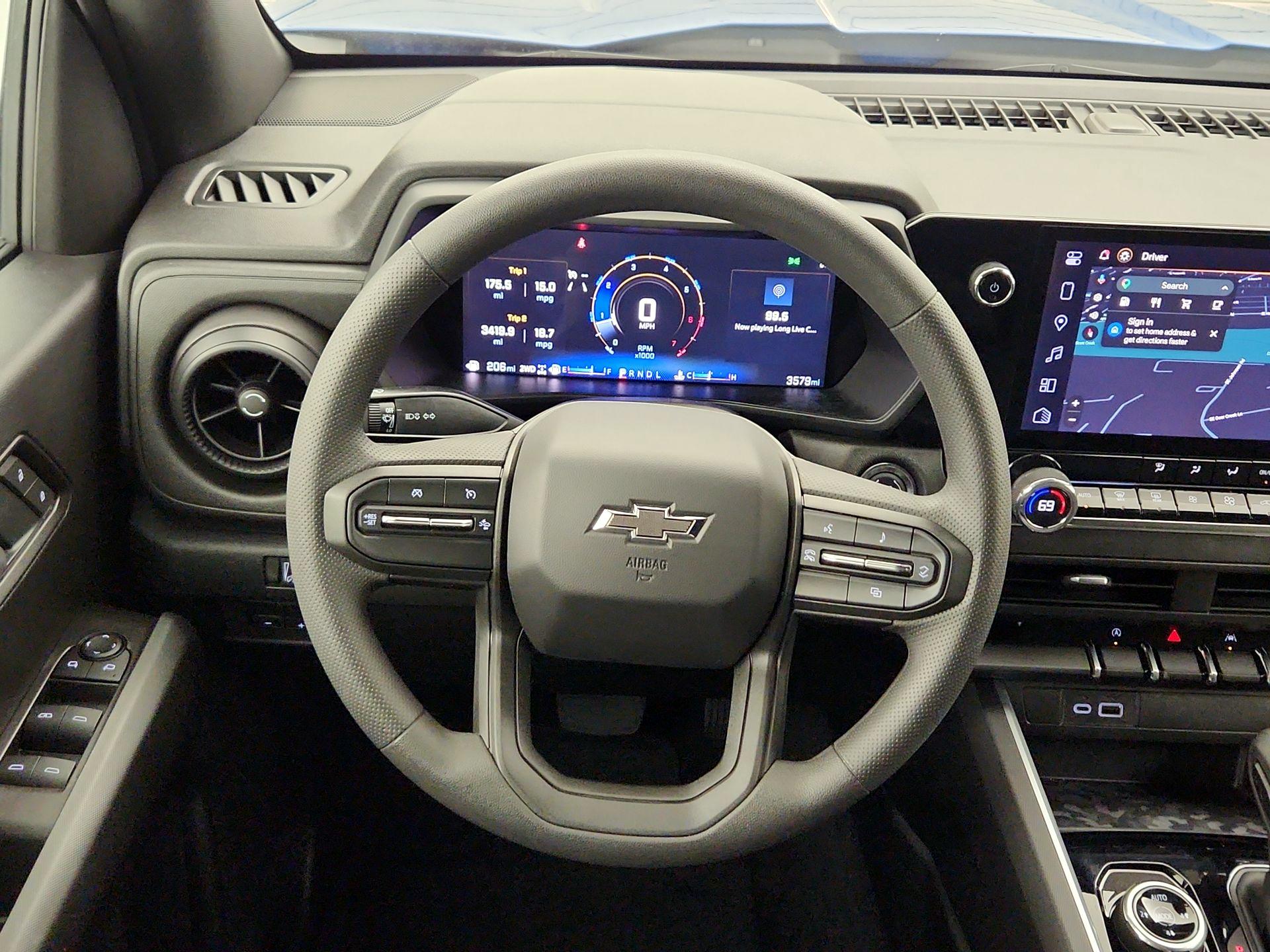 Thumbnail: 2026 Chevrolet Colorado - 10