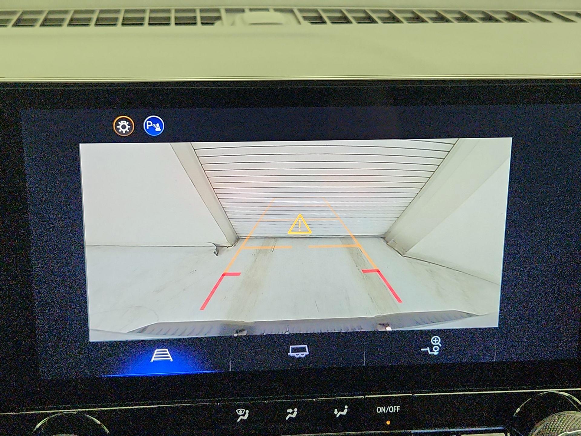 Thumbnail: 2026 Chevrolet Colorado - 15