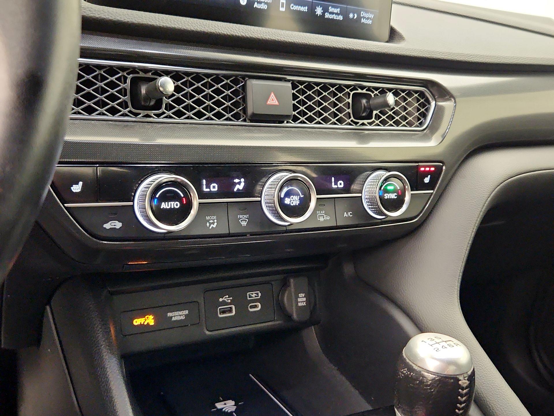 Thumbnail: 2023 Acura Integra - 15