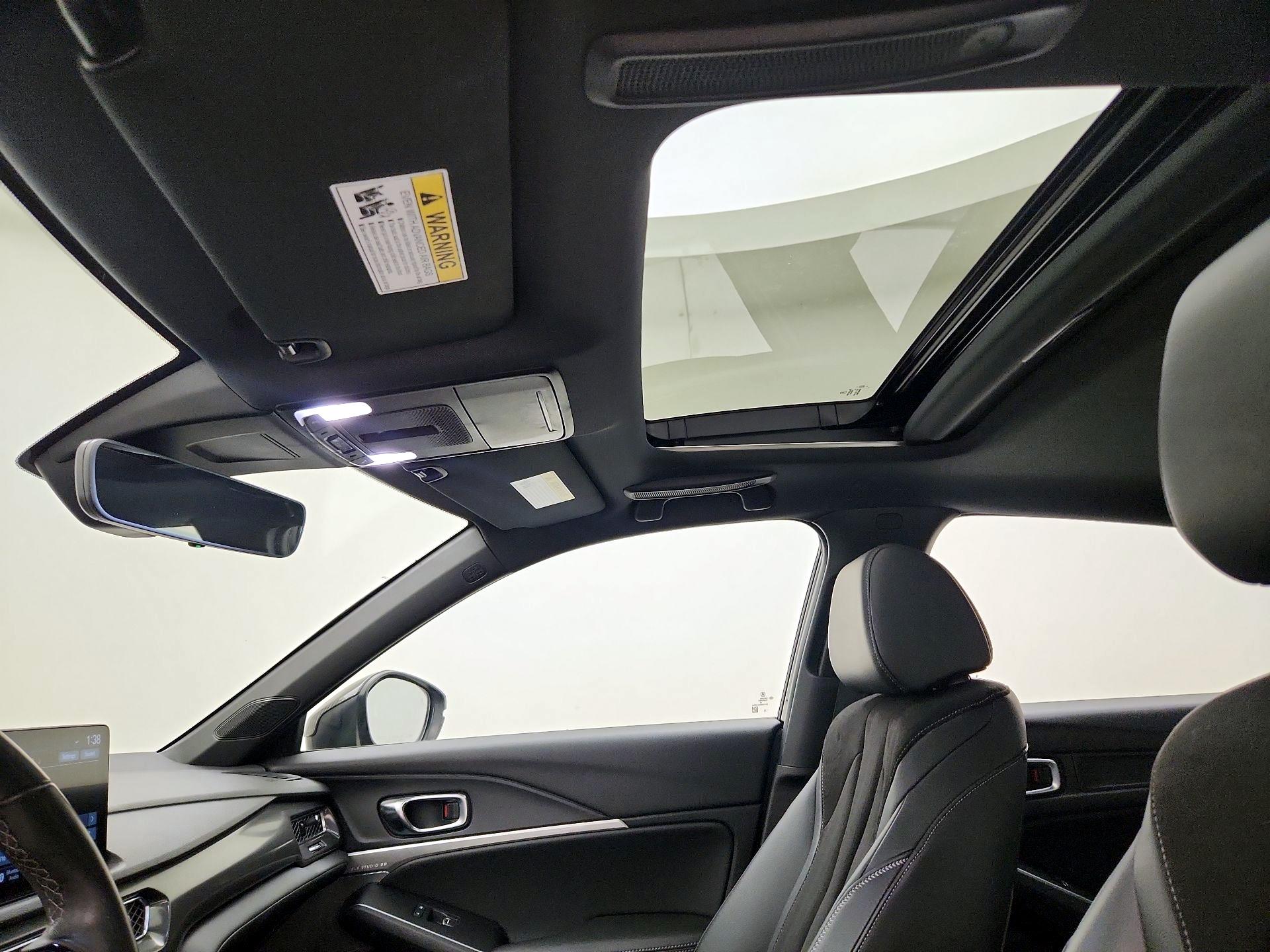 Thumbnail: 2023 Acura Integra - 18