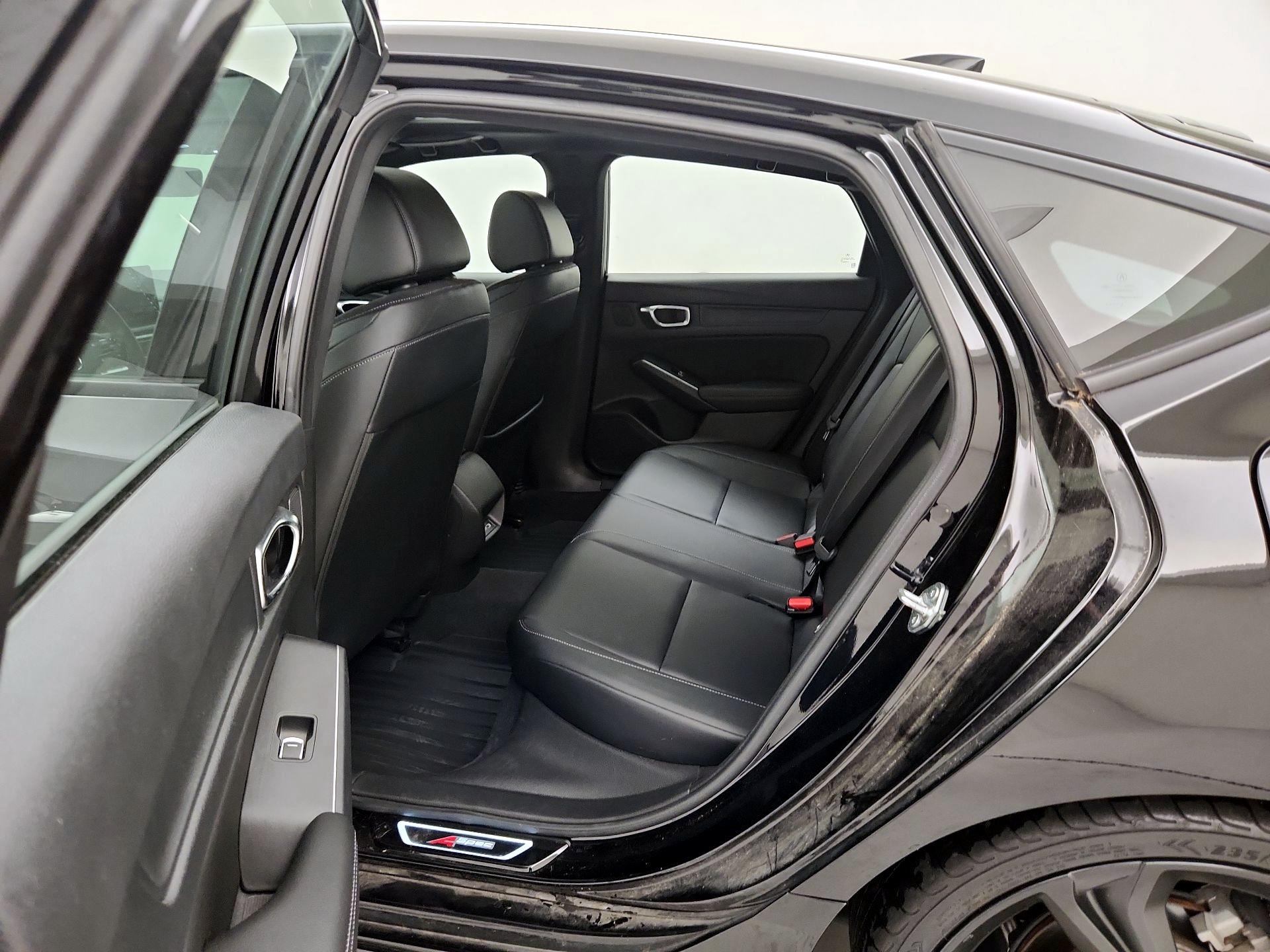 Thumbnail: 2023 Acura Integra - 19