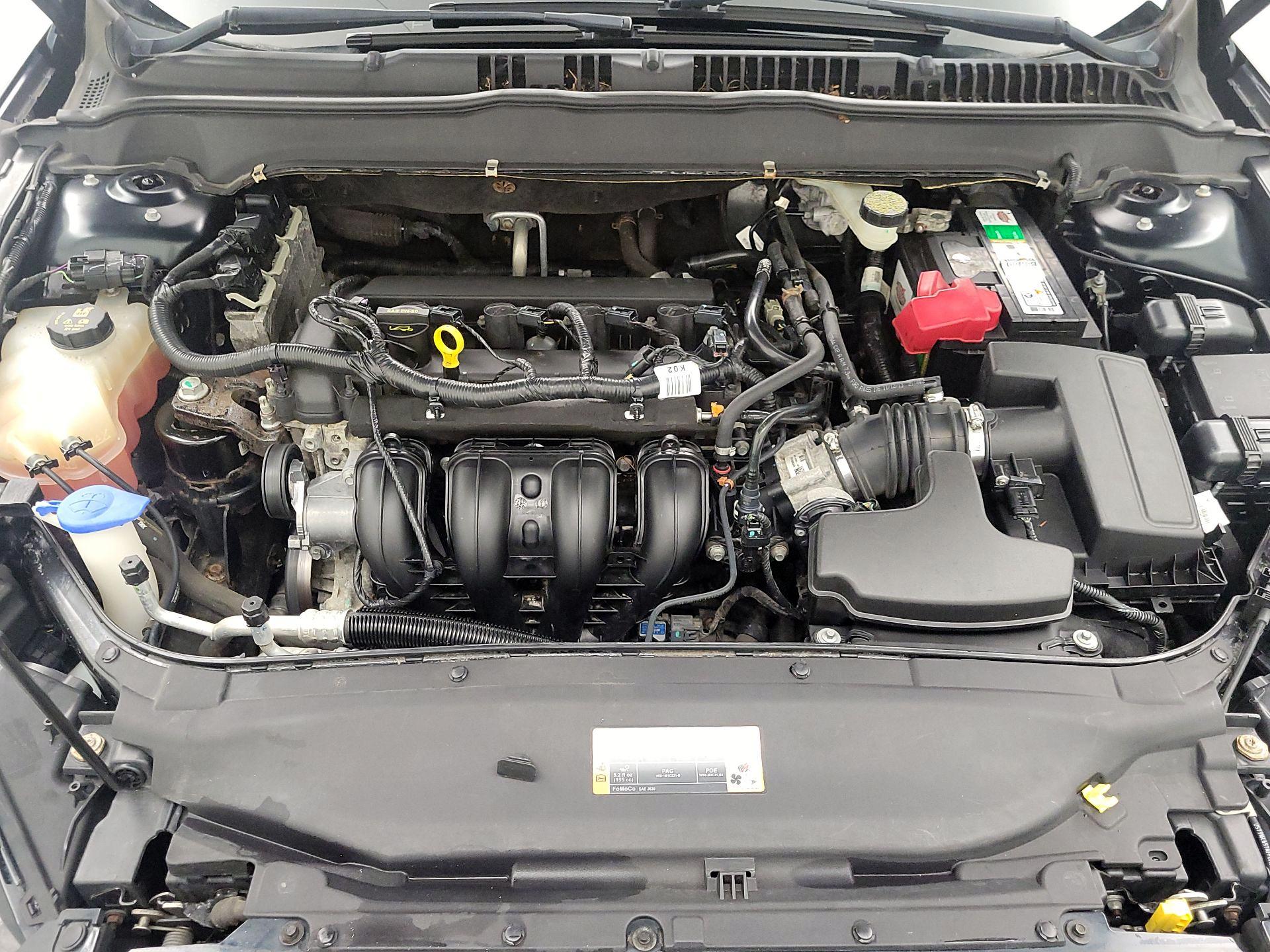 Thumbnail: 2014 Ford Fusion - 20