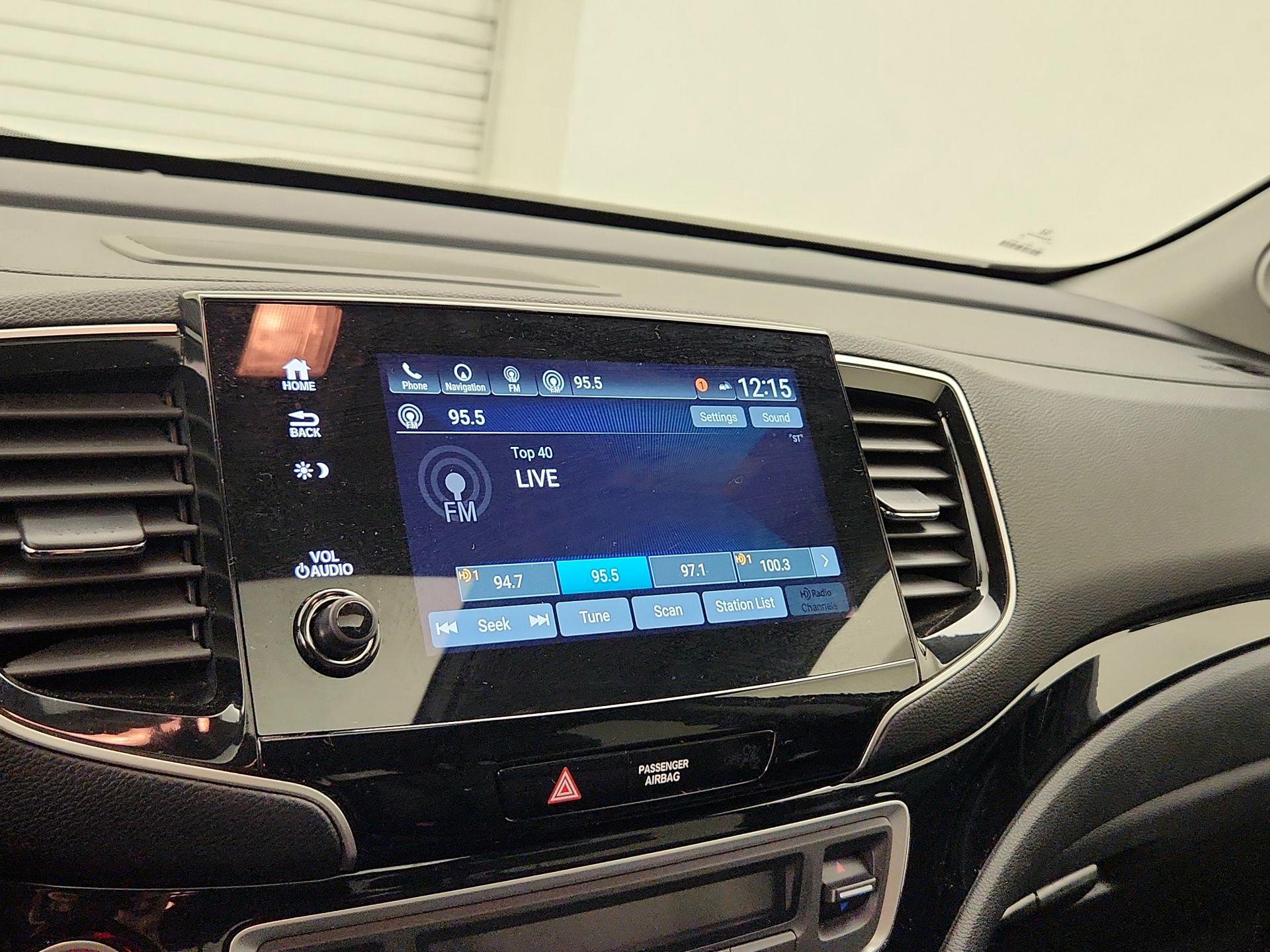 Thumbnail: 2020 Honda Pilot - 16
