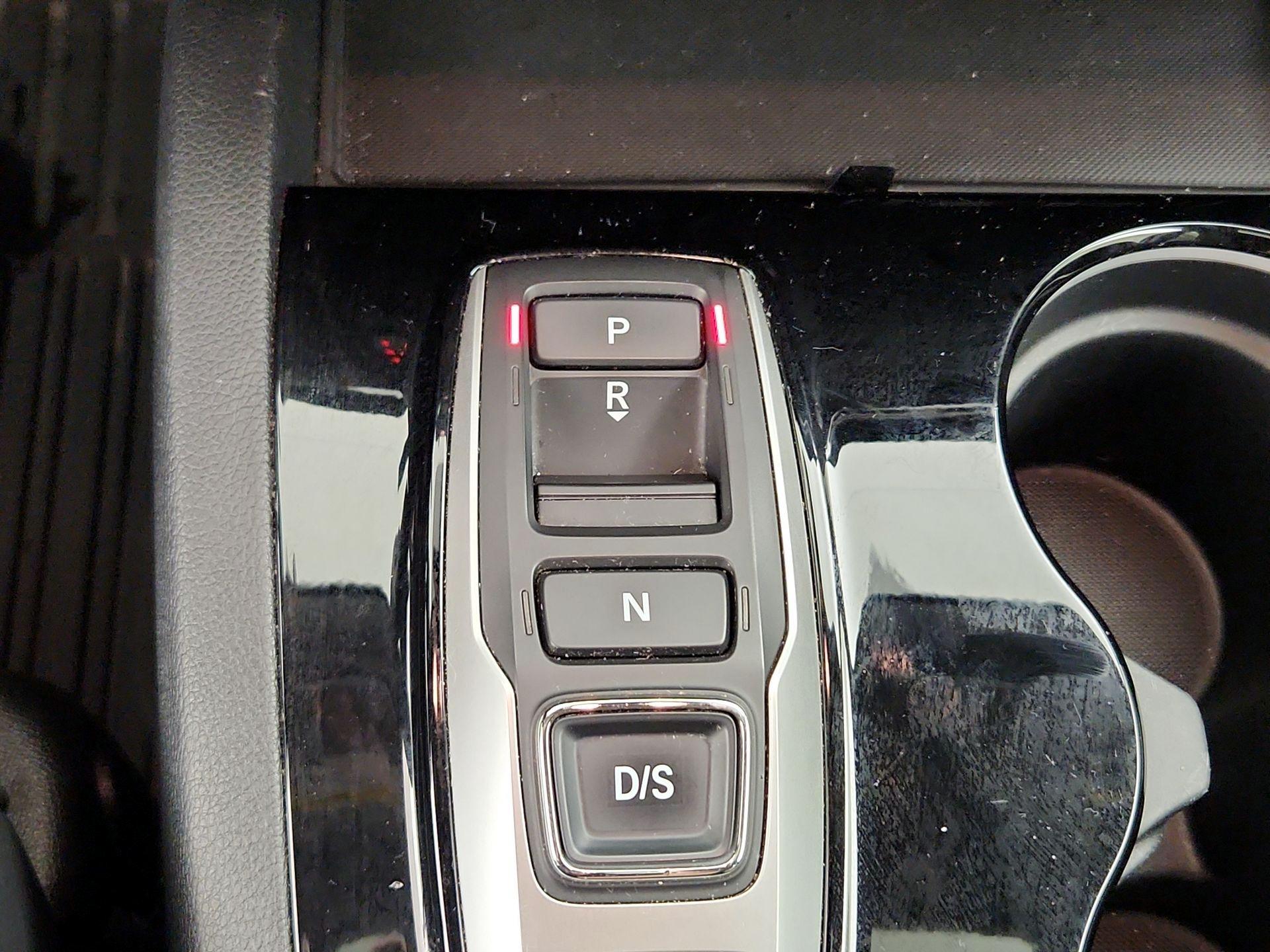 Thumbnail: 2020 Honda Pilot - 18