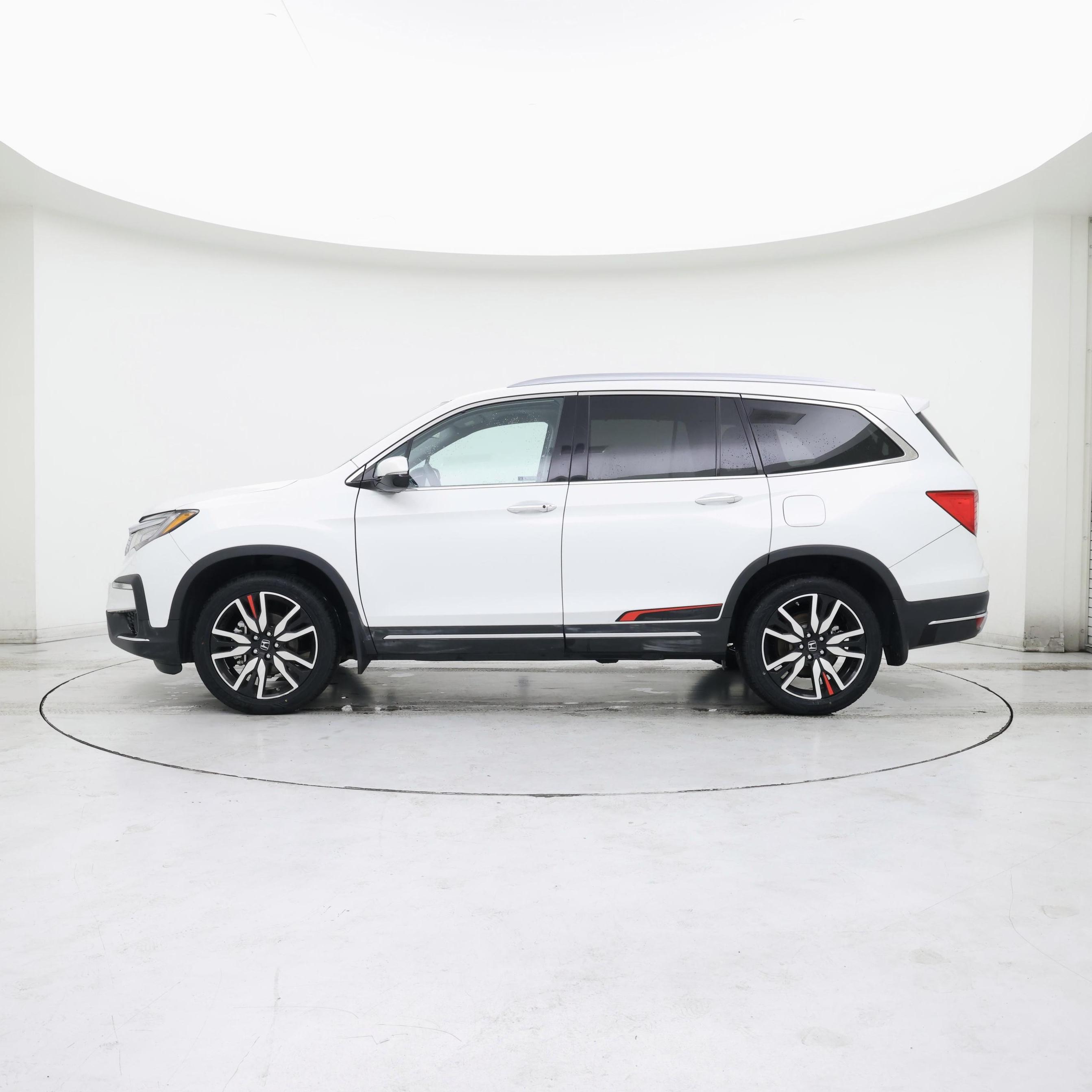 Thumbnail: 2020 Honda Pilot - 3