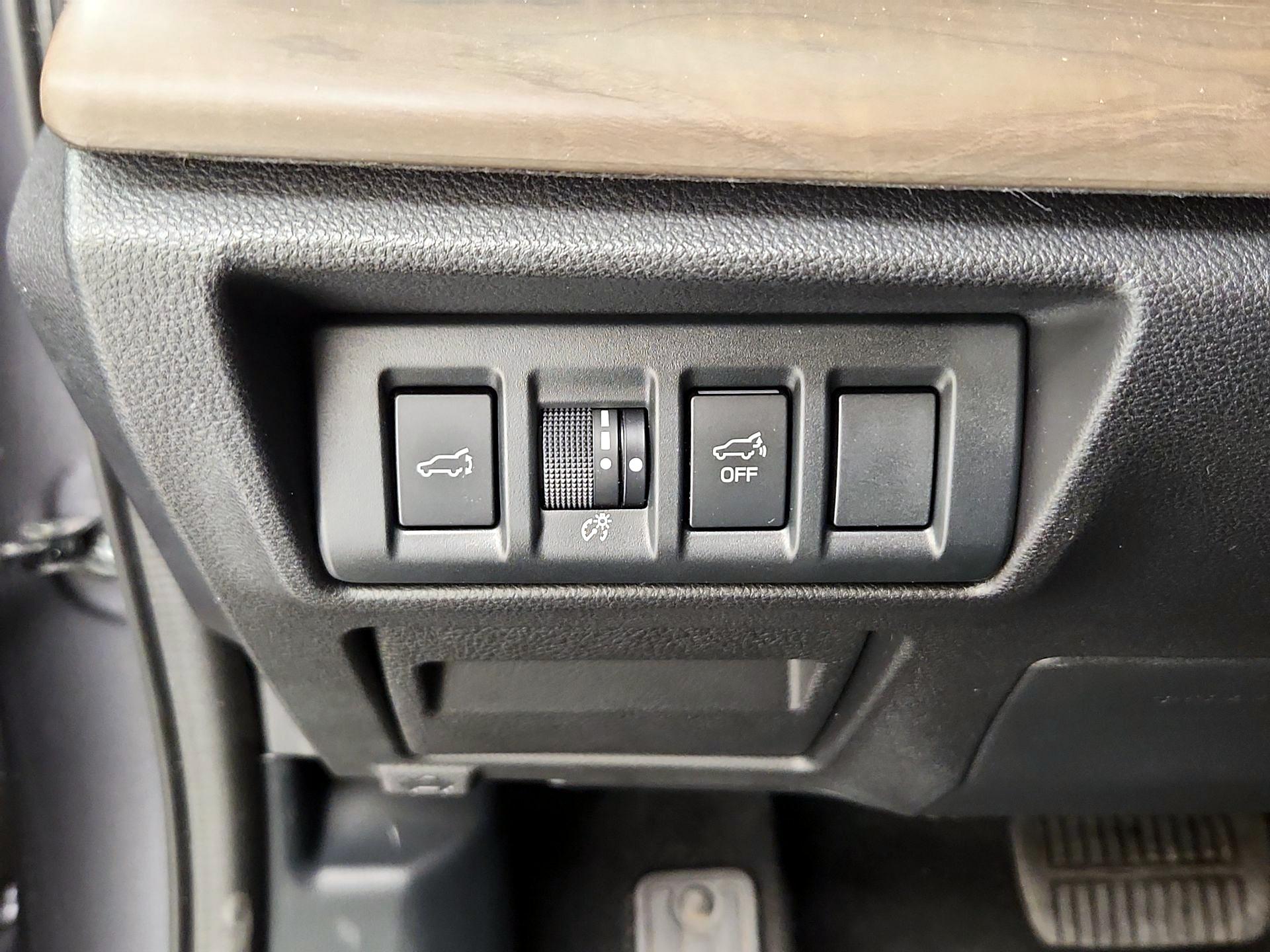 Thumbnail: 2022 Subaru Outback - 13