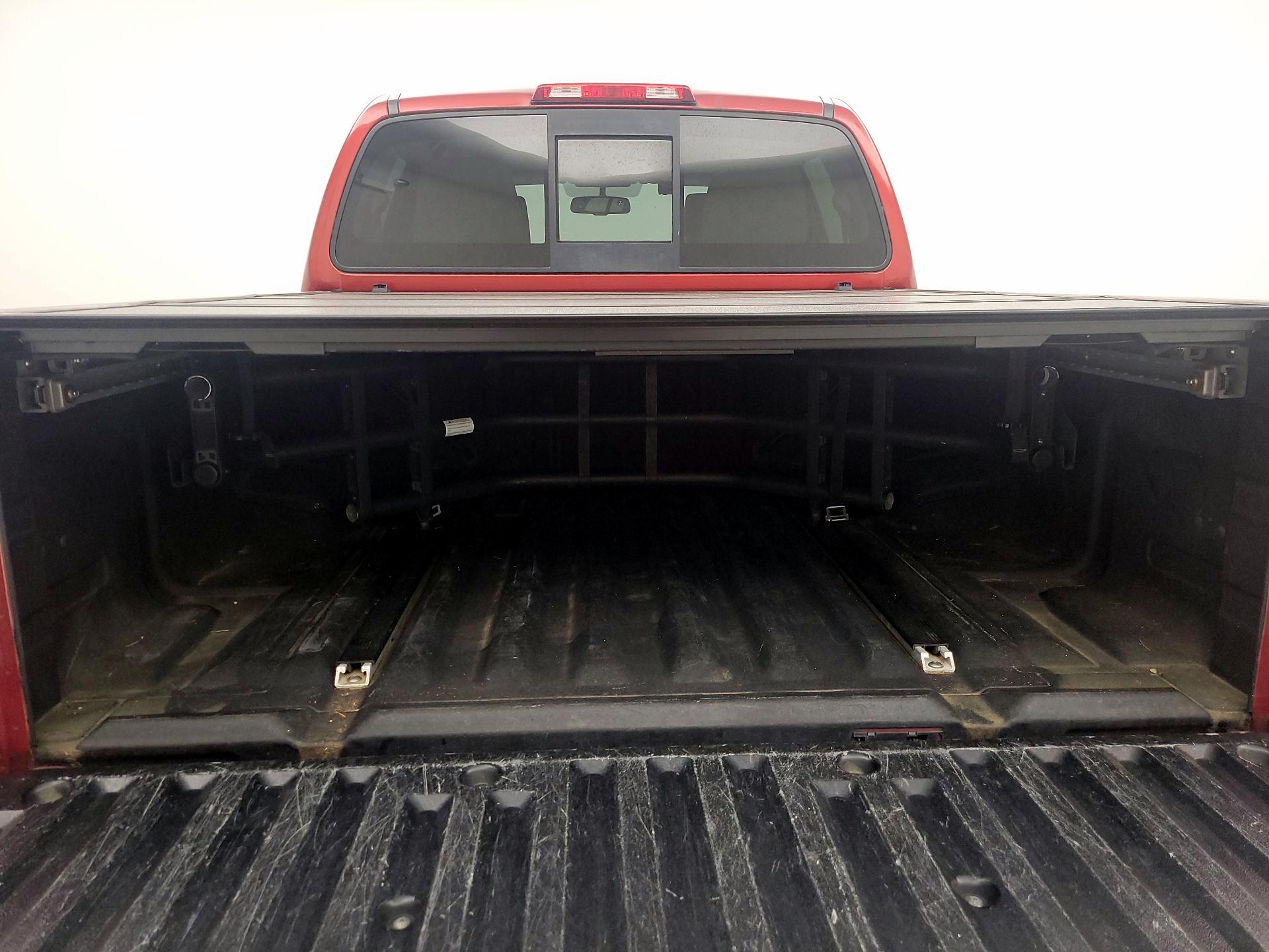 Thumbnail: 2016 Nissan Frontier - 20