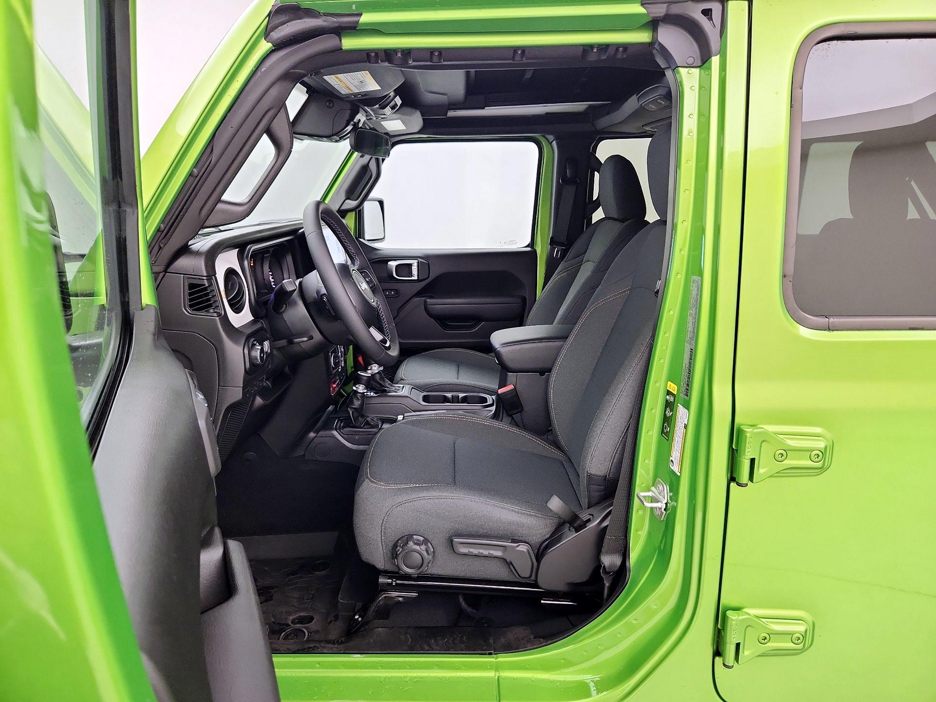 Thumbnail: 2025 Jeep Wrangler - 11