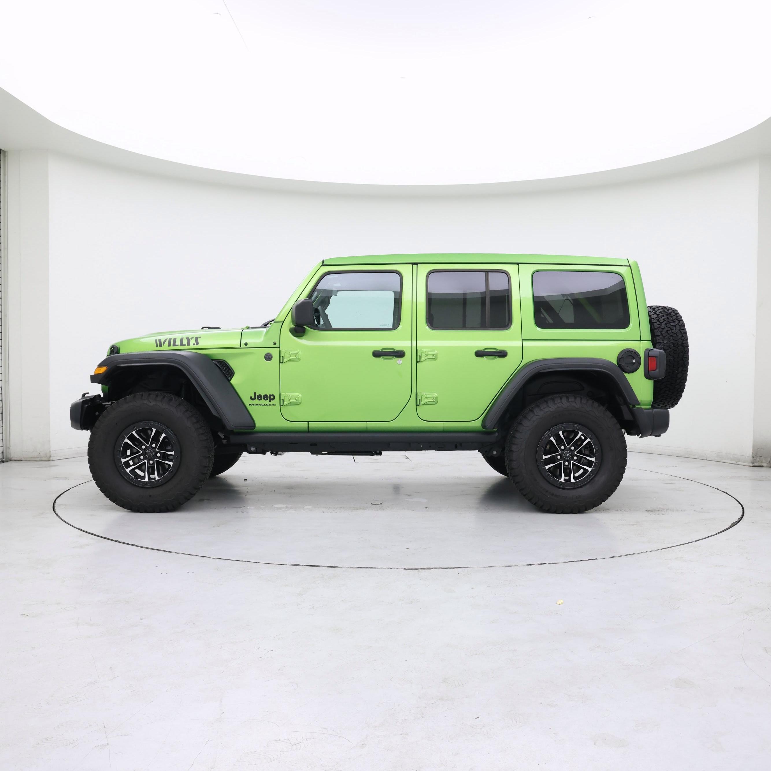 Thumbnail: 2025 Jeep Wrangler - 3