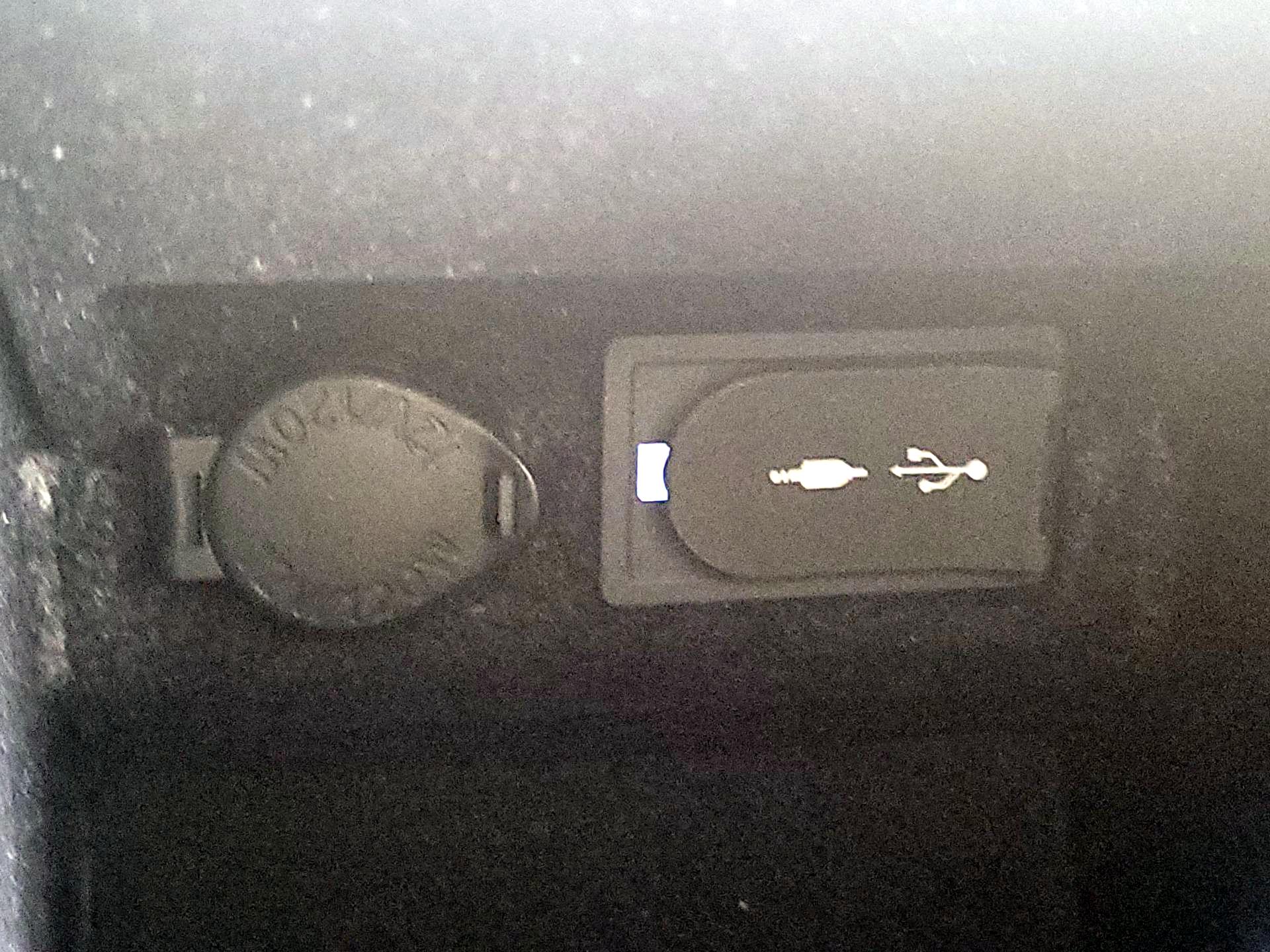 Thumbnail: 2017 Lexus ES - 19