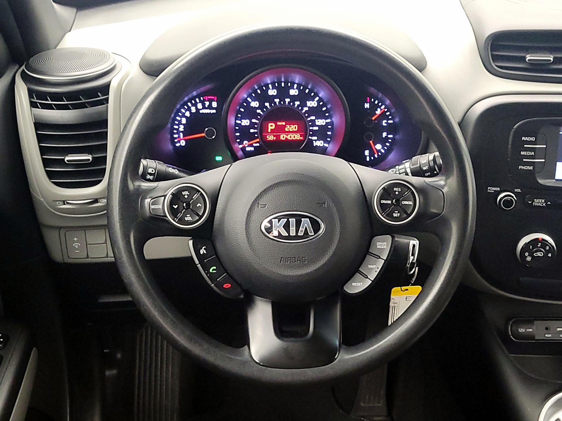 Thumbnail: 2017 Kia Soul - 10