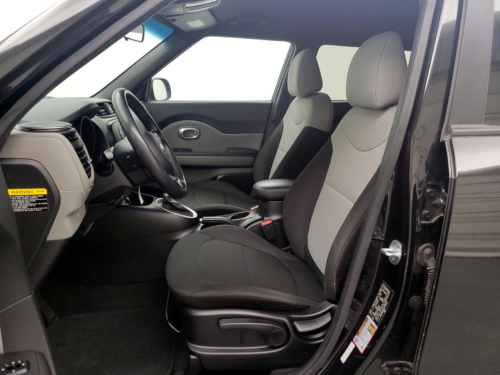 Thumbnail: 2017 Kia Soul - 11