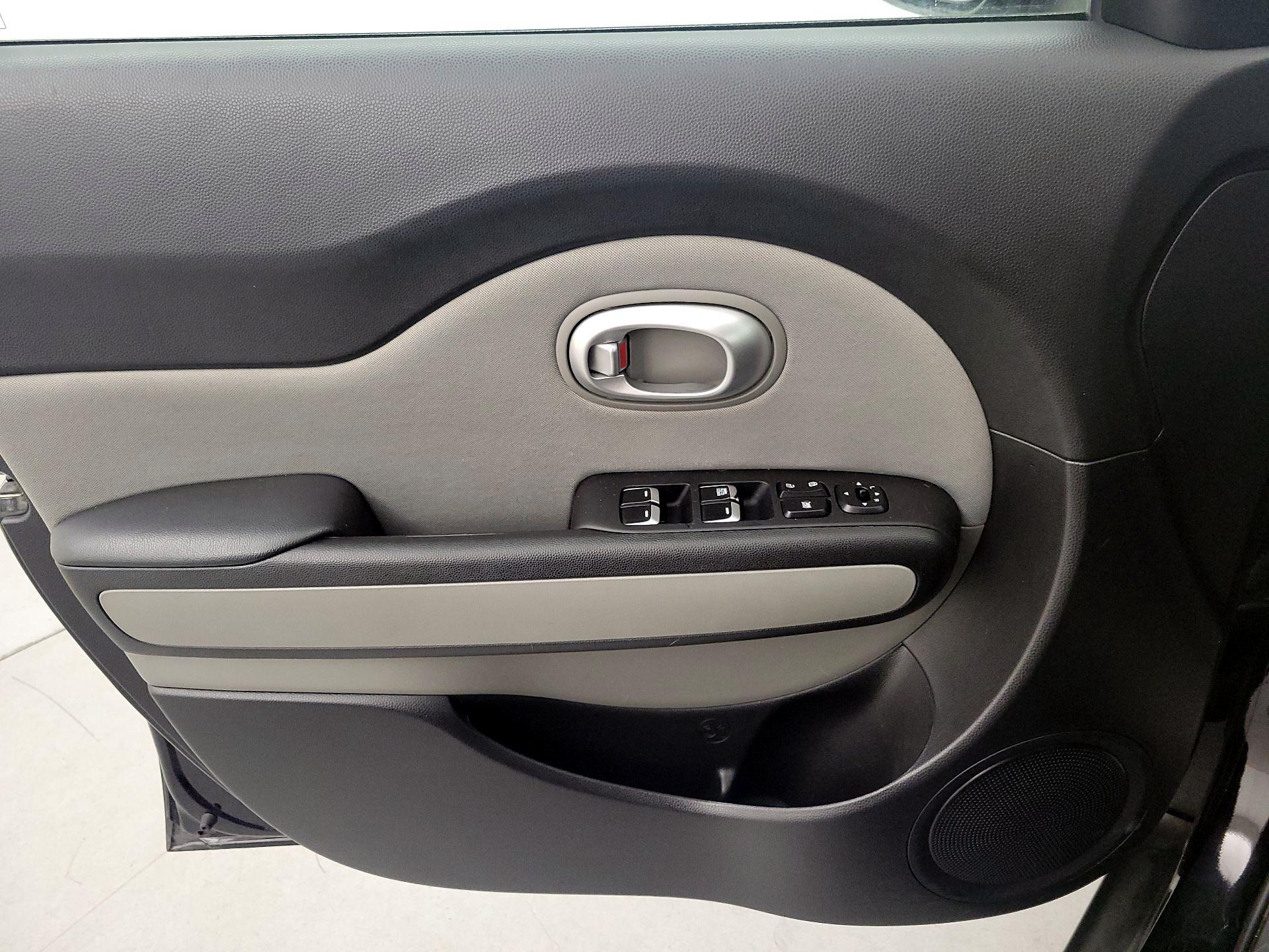 Thumbnail: 2017 Kia Soul - 12