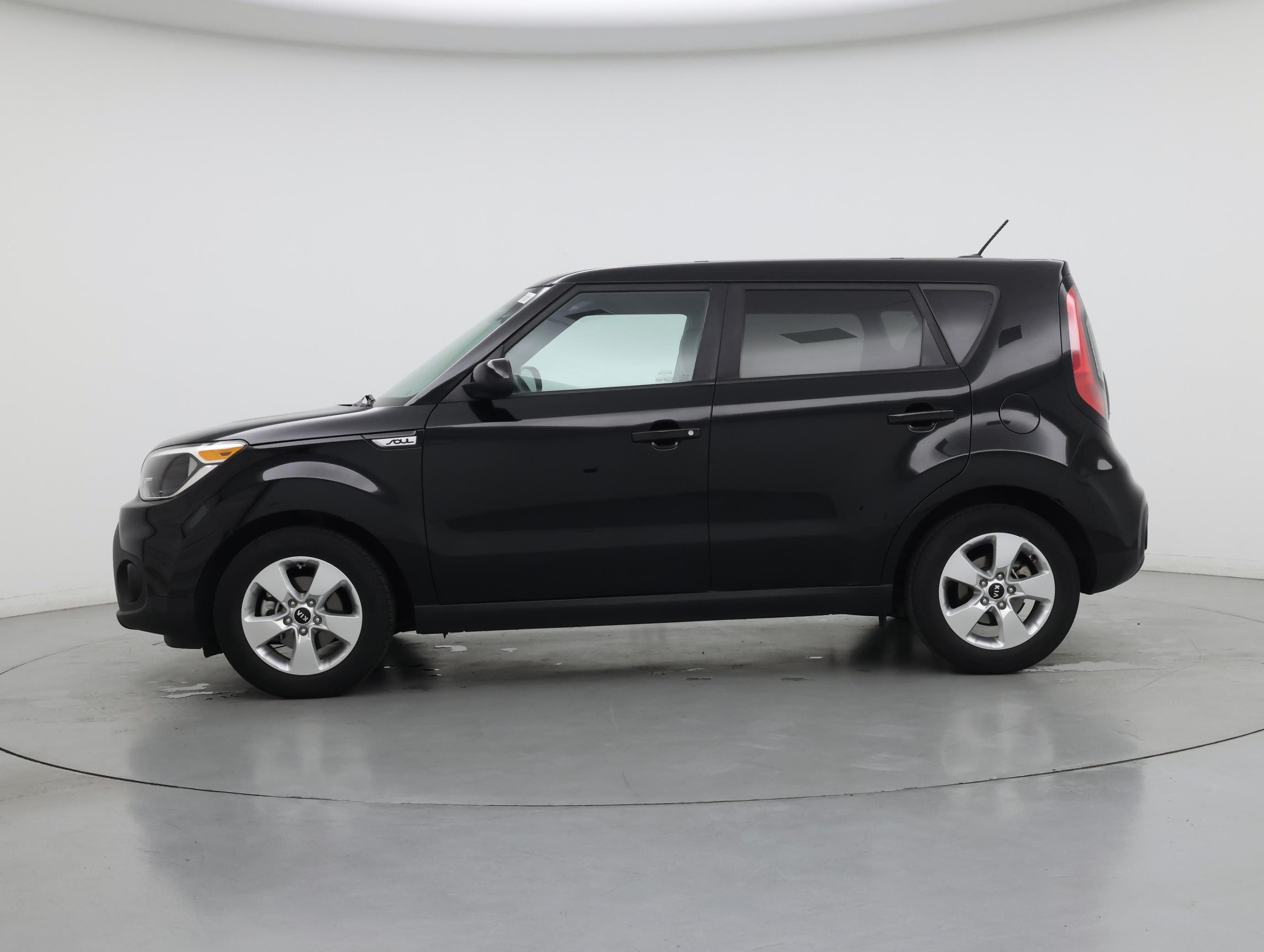 Thumbnail: 2017 Kia Soul - 3