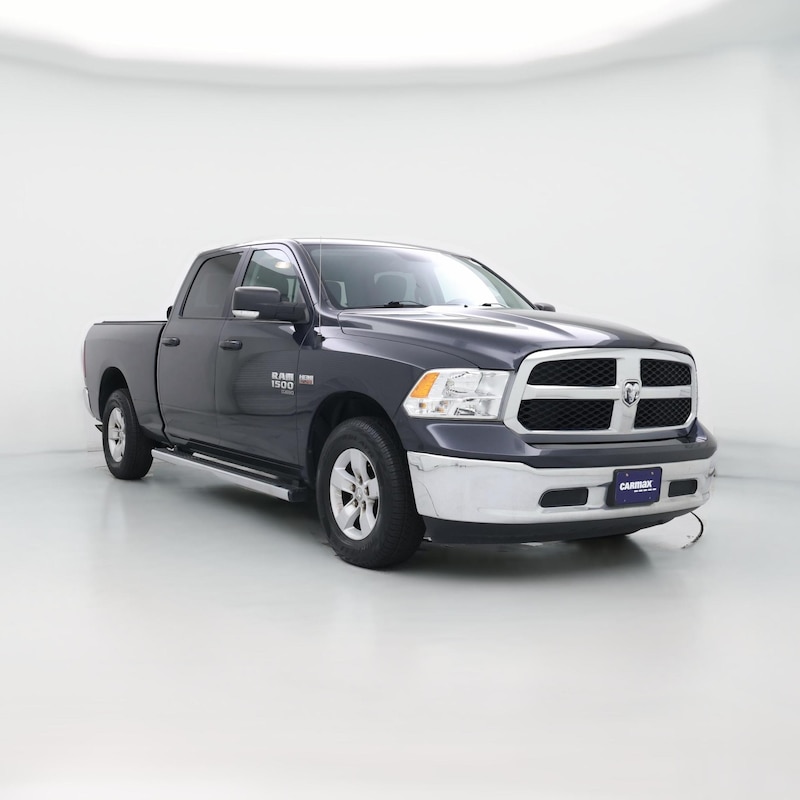 2020 Ram 1500 Classic SLT