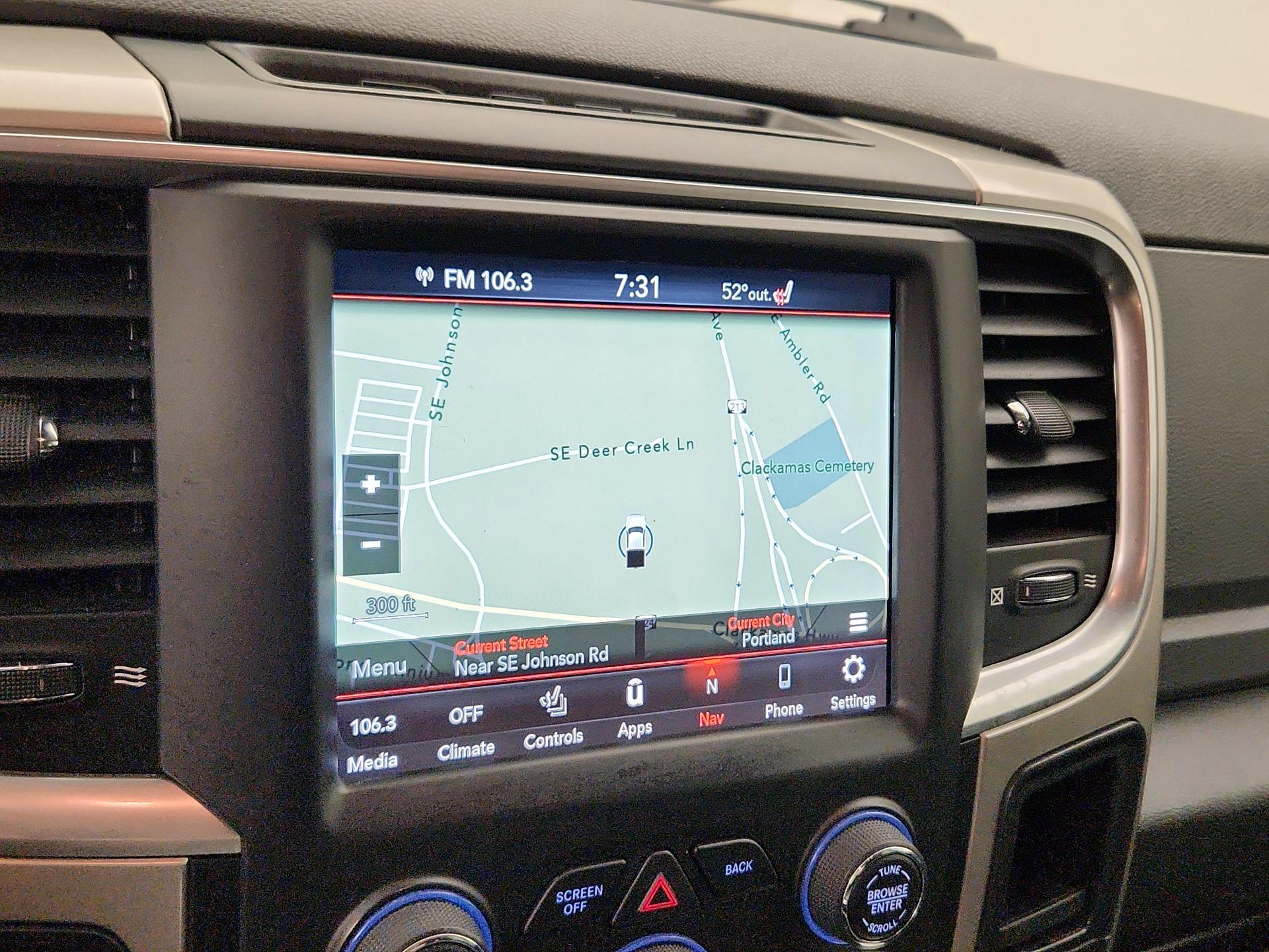 Thumbnail: 2020 RAM 1500 Classic - 14