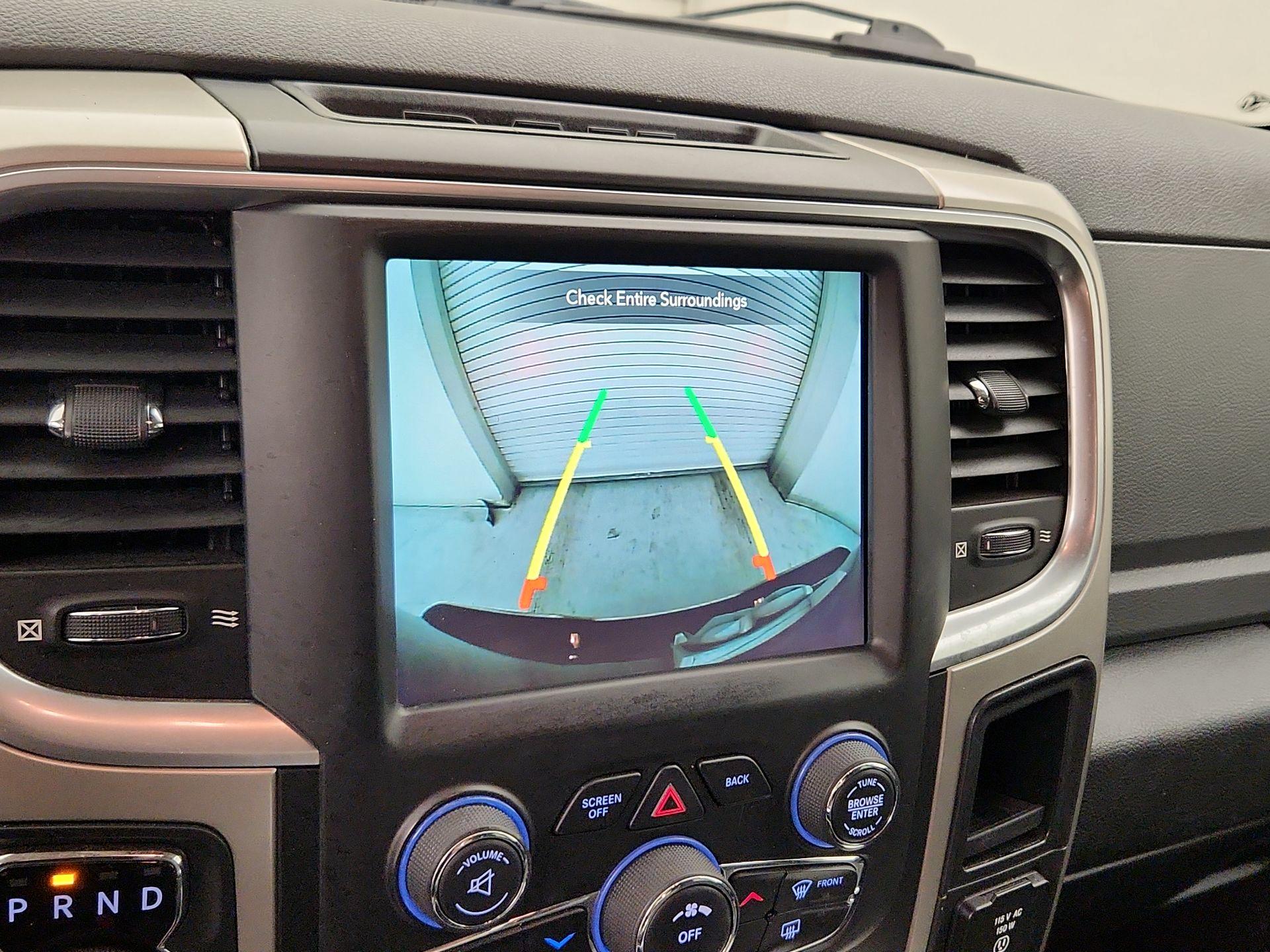 Thumbnail: 2020 RAM 1500 Classic - 15