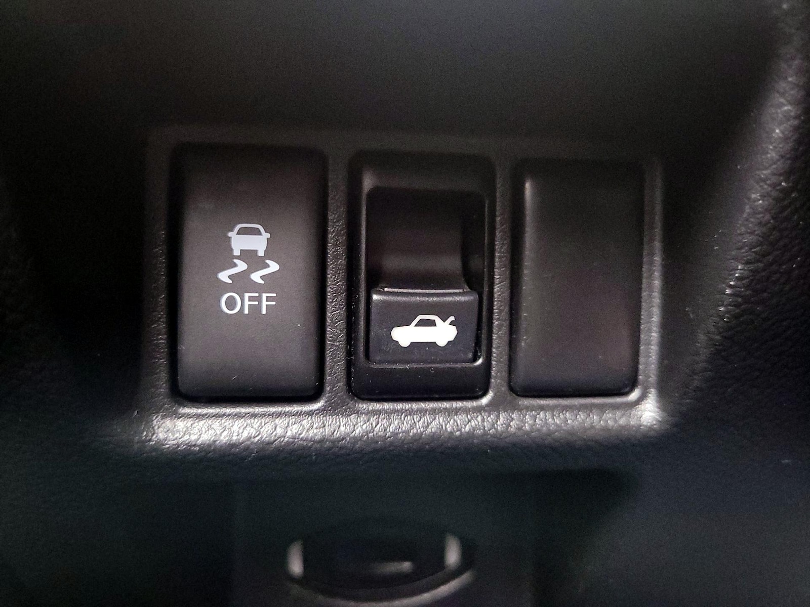 2015 INFINITI Q40 Base - Photo 14